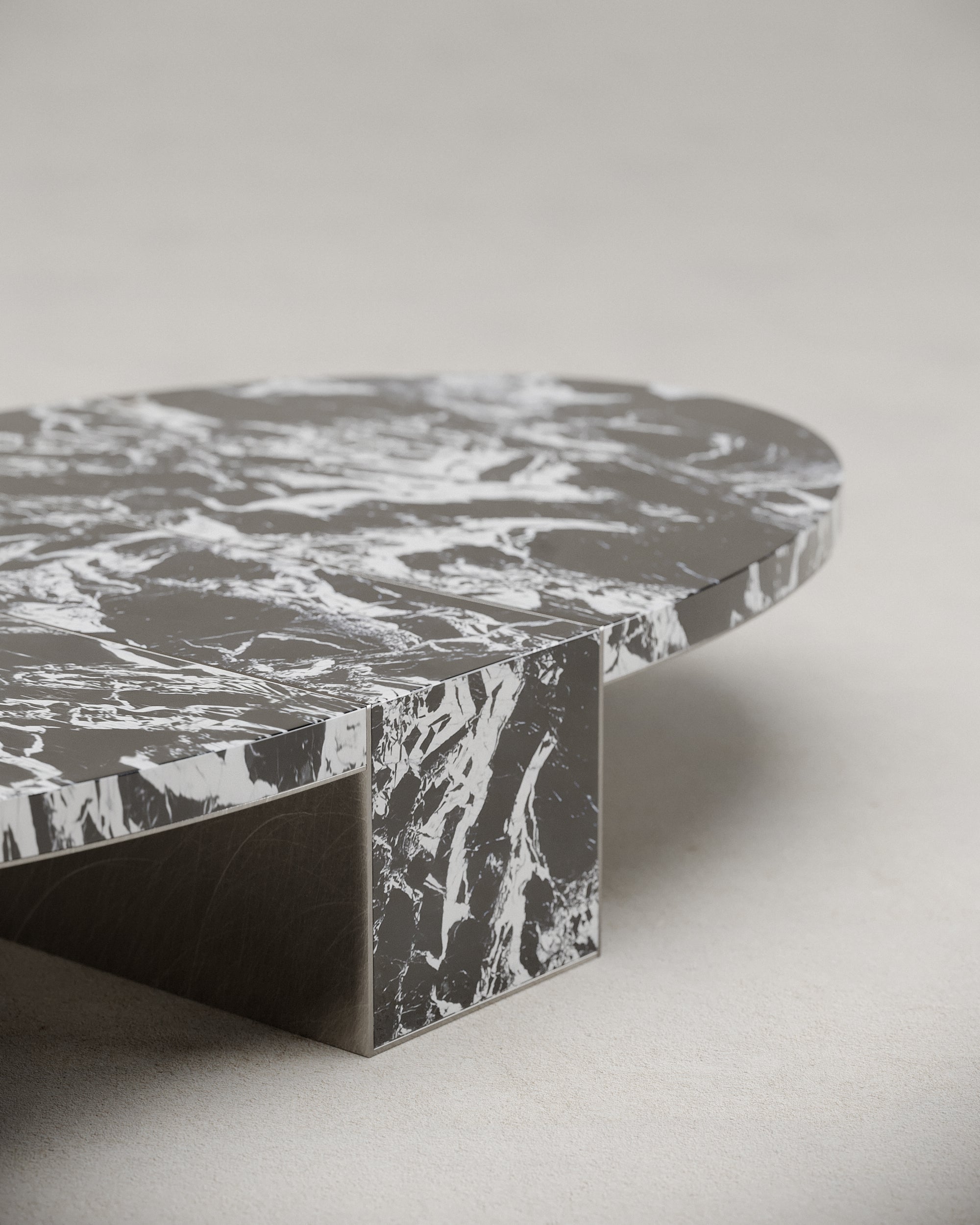 PD 04 Coffee Table by Piotr Dąbrowa 6