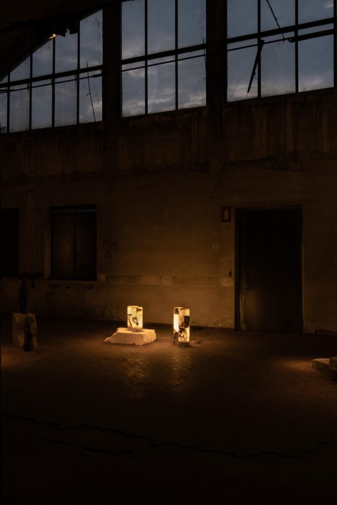 cristian mohaded frontera floor lamp galerie philia 07