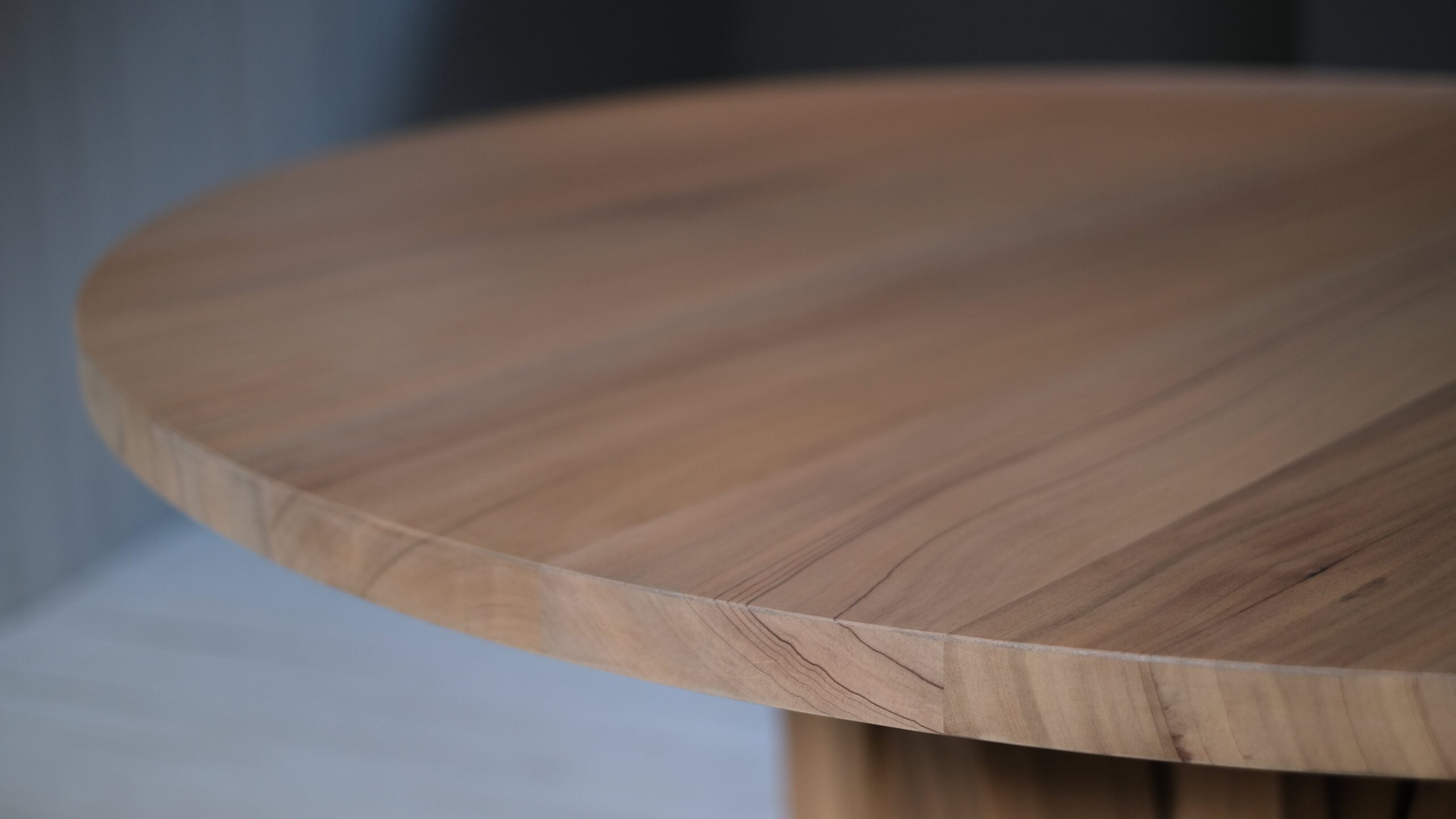 Natural African Walnut Round Table with Rectangular Beam Base by Arno Declercq 4