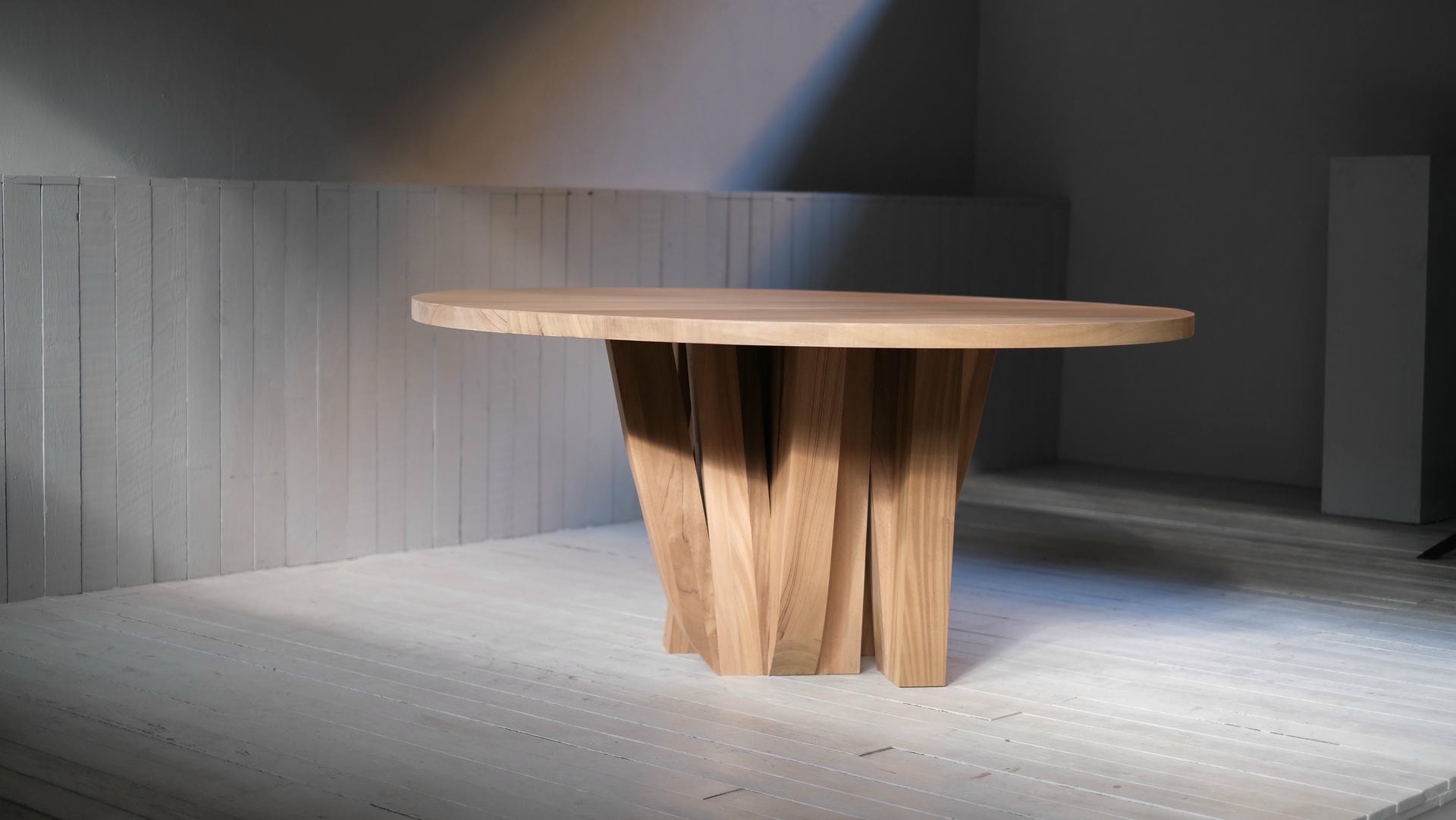 Natural African Walnut Round Table with Rectangular Beam Base by Arno Declercq 9
