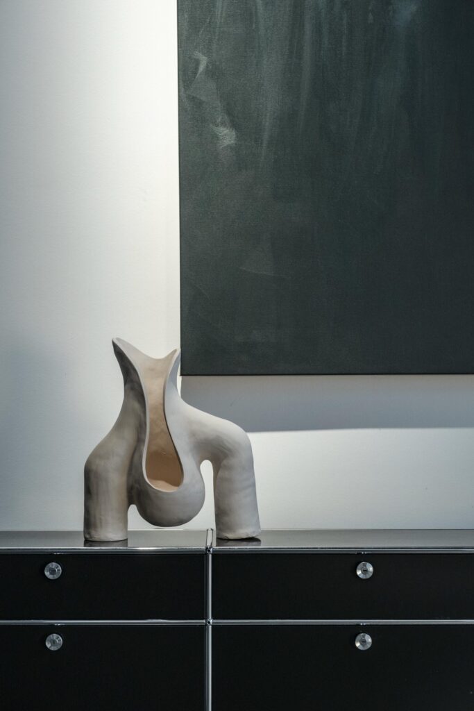 jan ernst unique womb lamp galerie philia 01