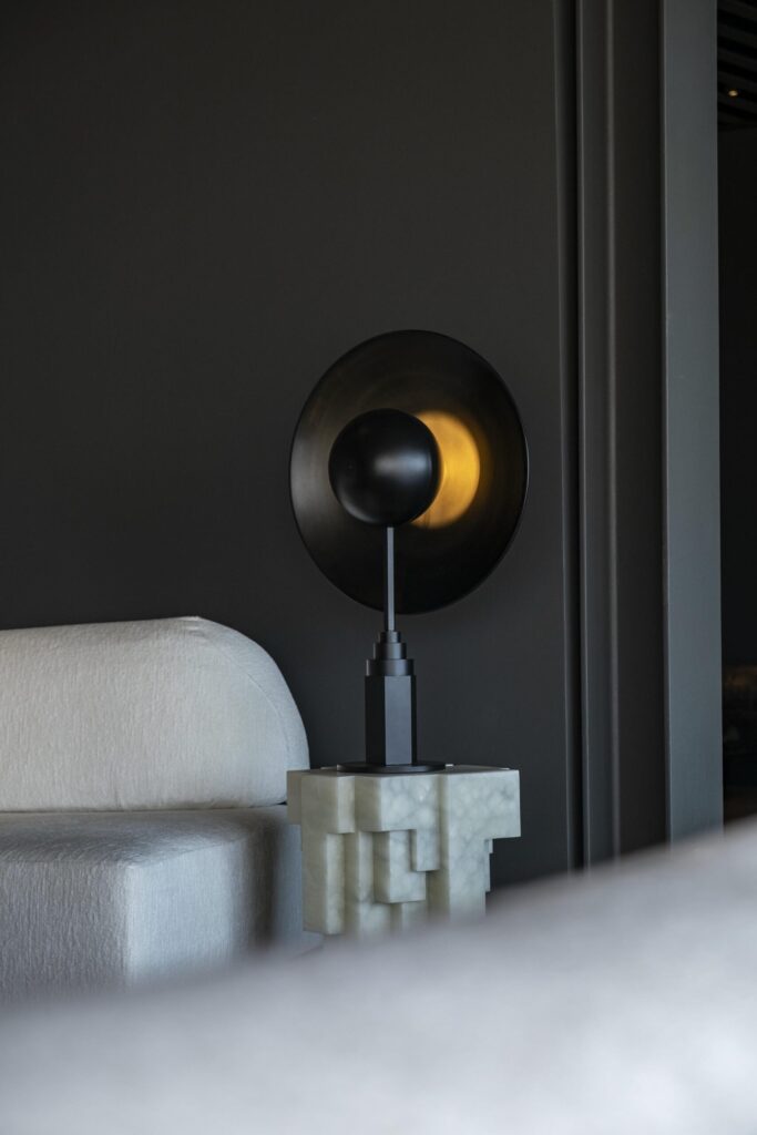 jan garncarek metropolis lamp galerie philia 01