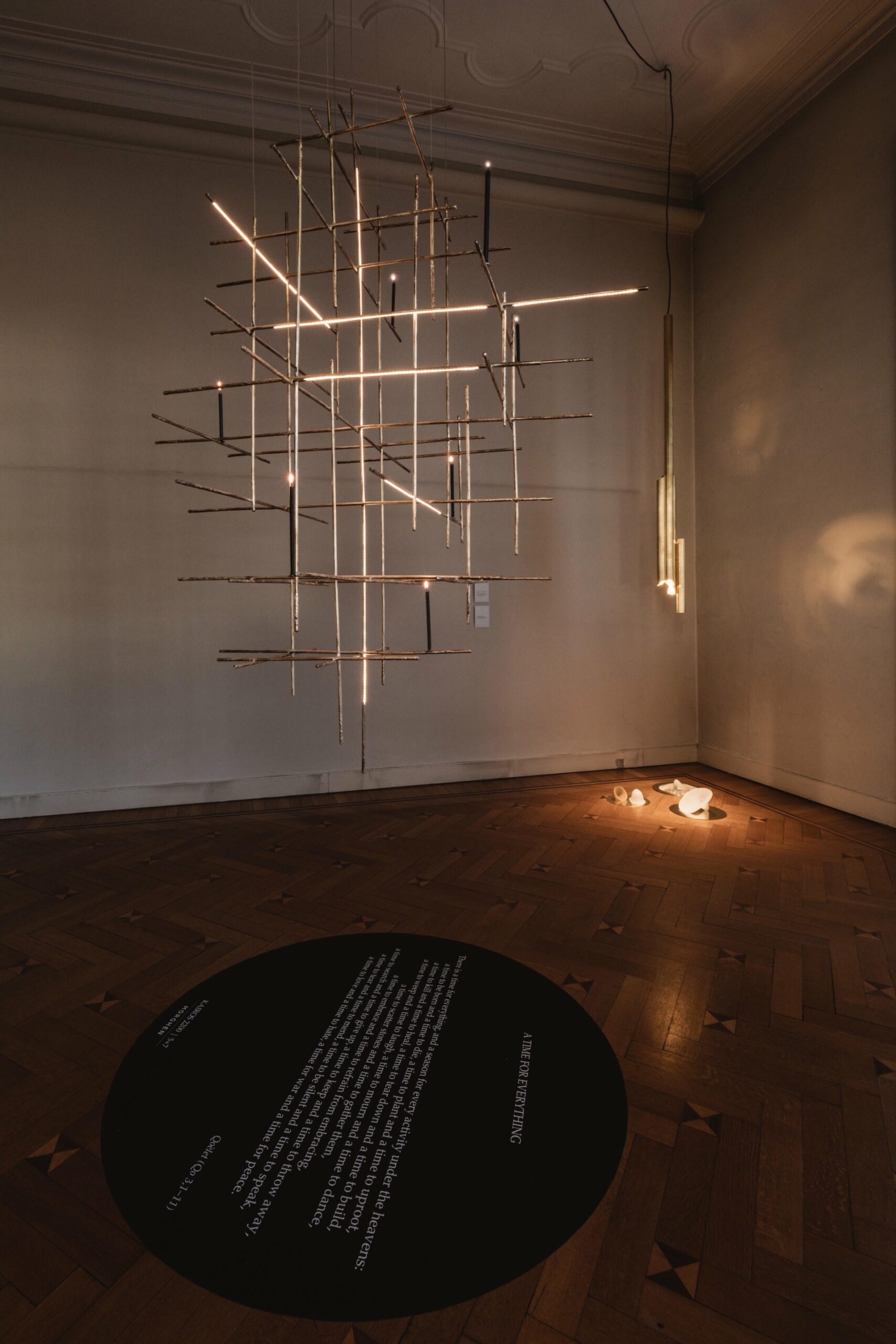 Unique Grid Like Candlelight Sculptural Brass Chandelier by Morghen Studio 3