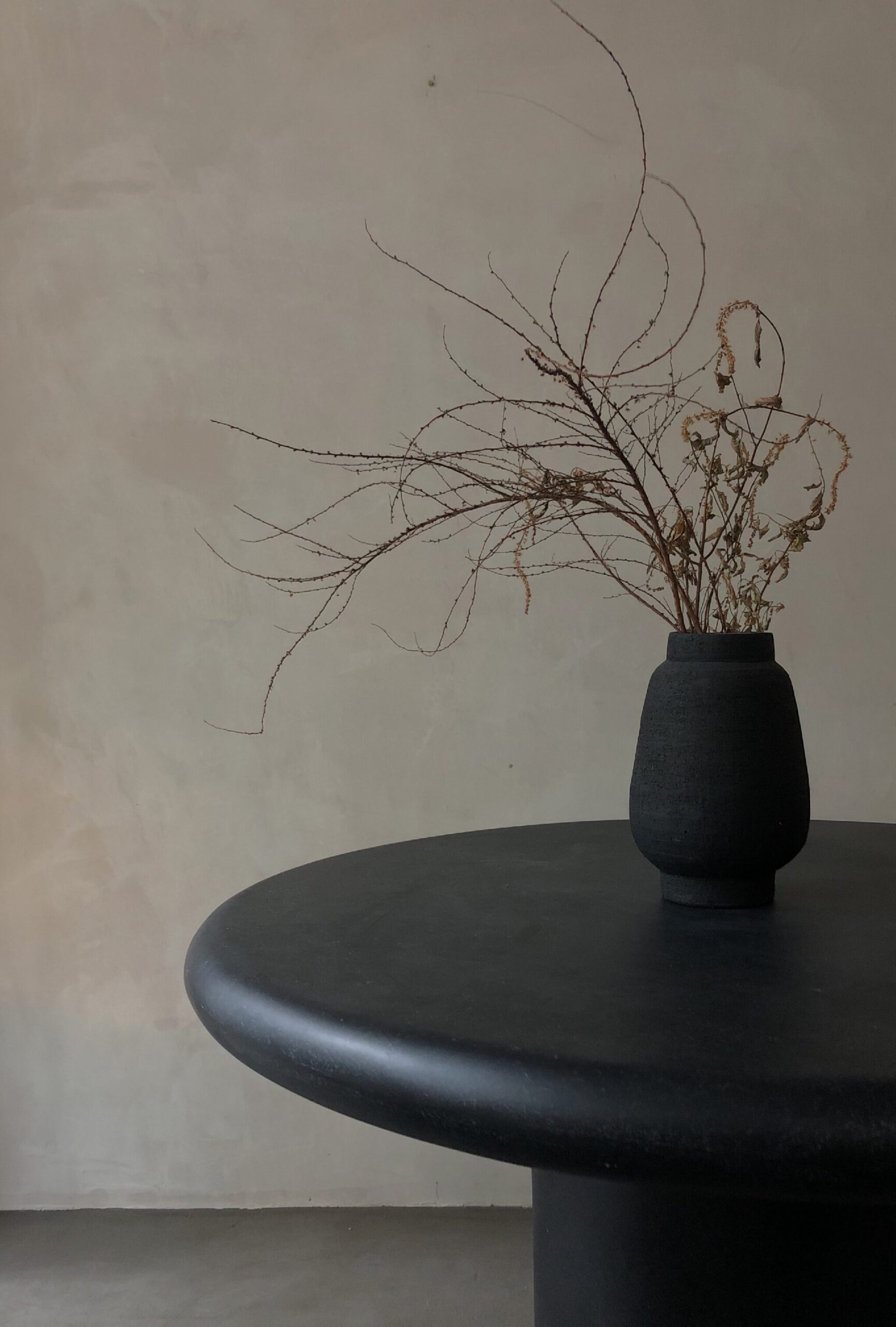 Black Round Table by kar 2