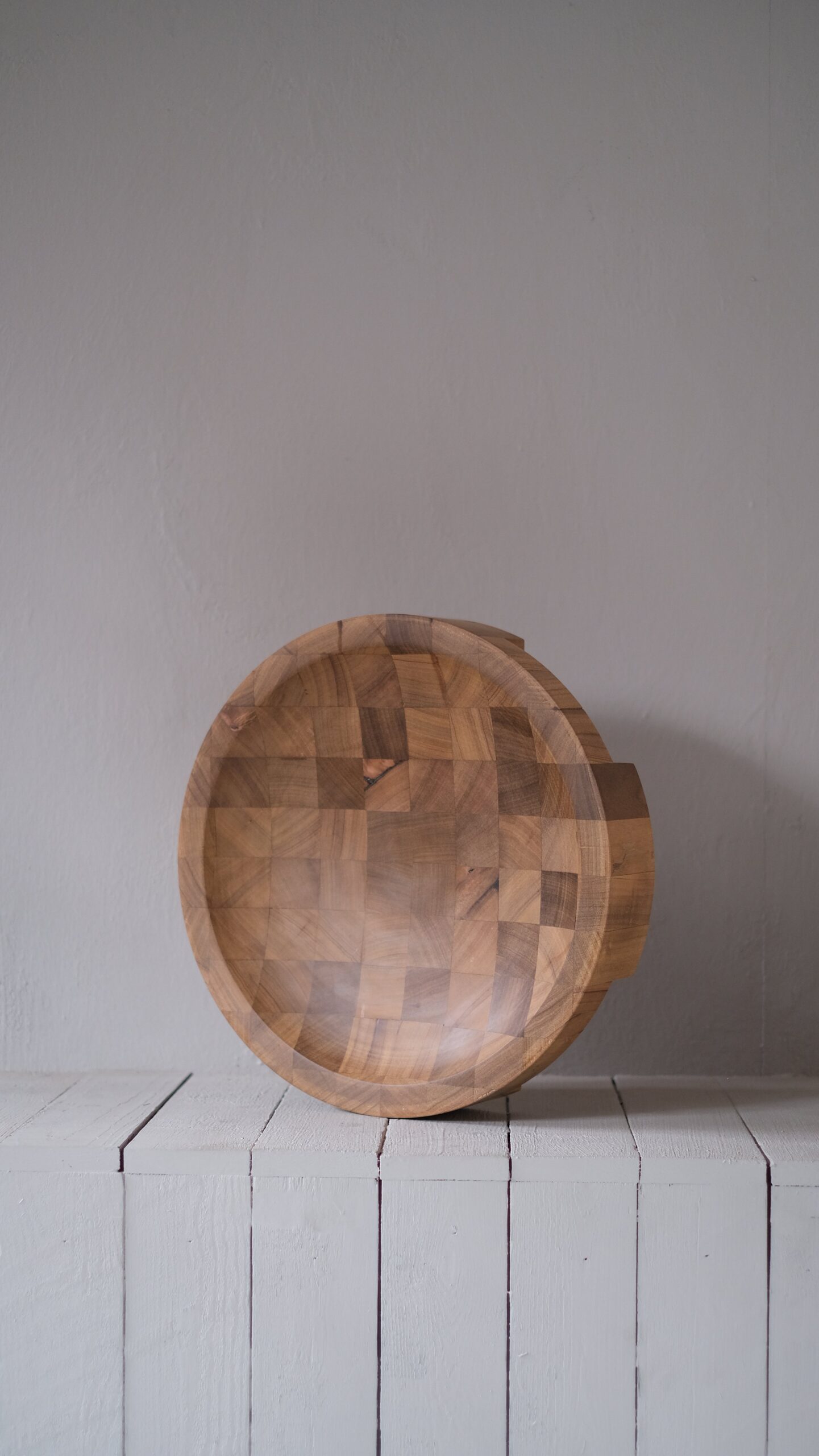 Contemporary Round Disk Tray Natural Brown Walnut Large by Arno Declercq 6