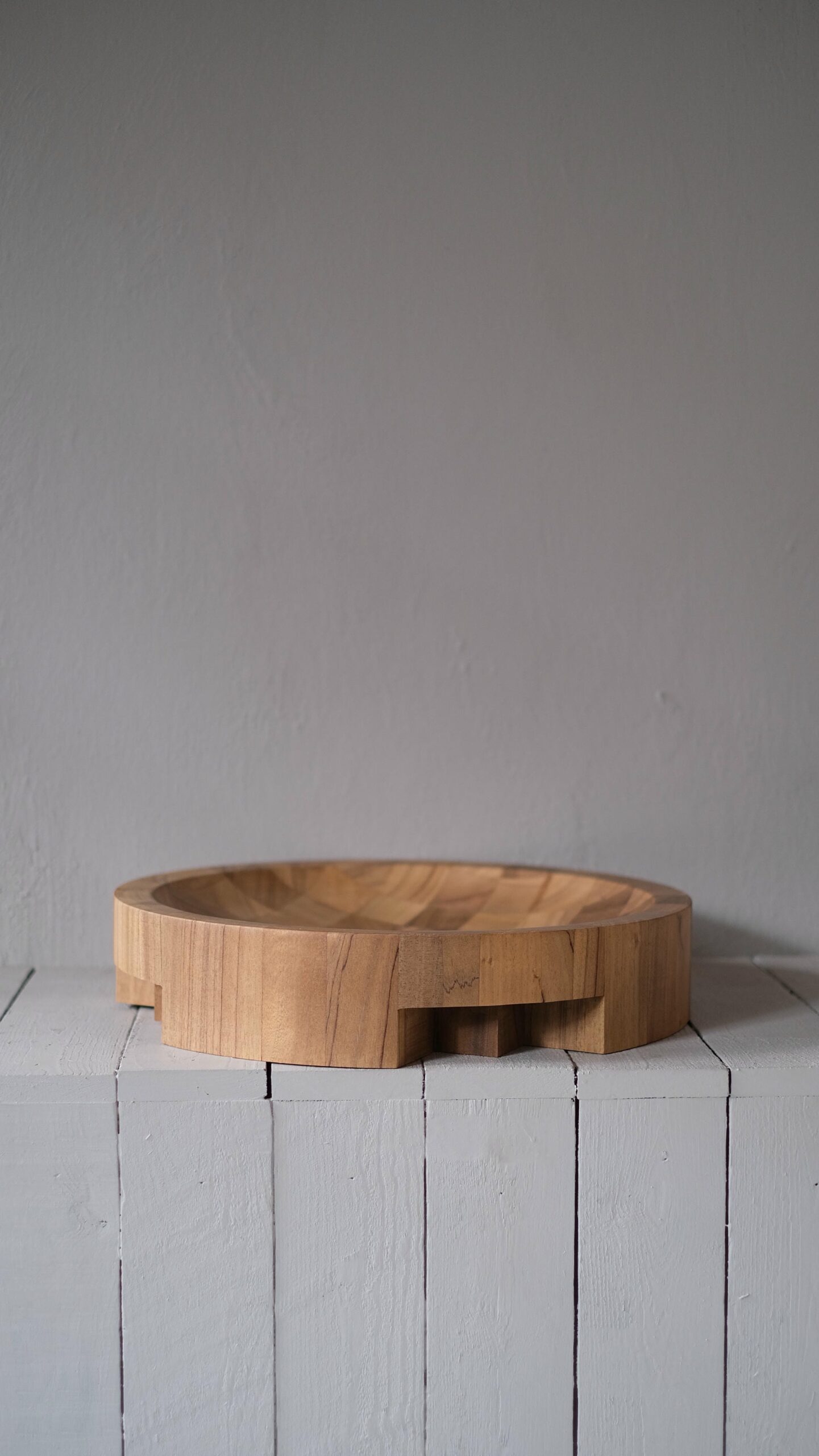 Disk Tray African Walnut Small by Arno Declercq 6
