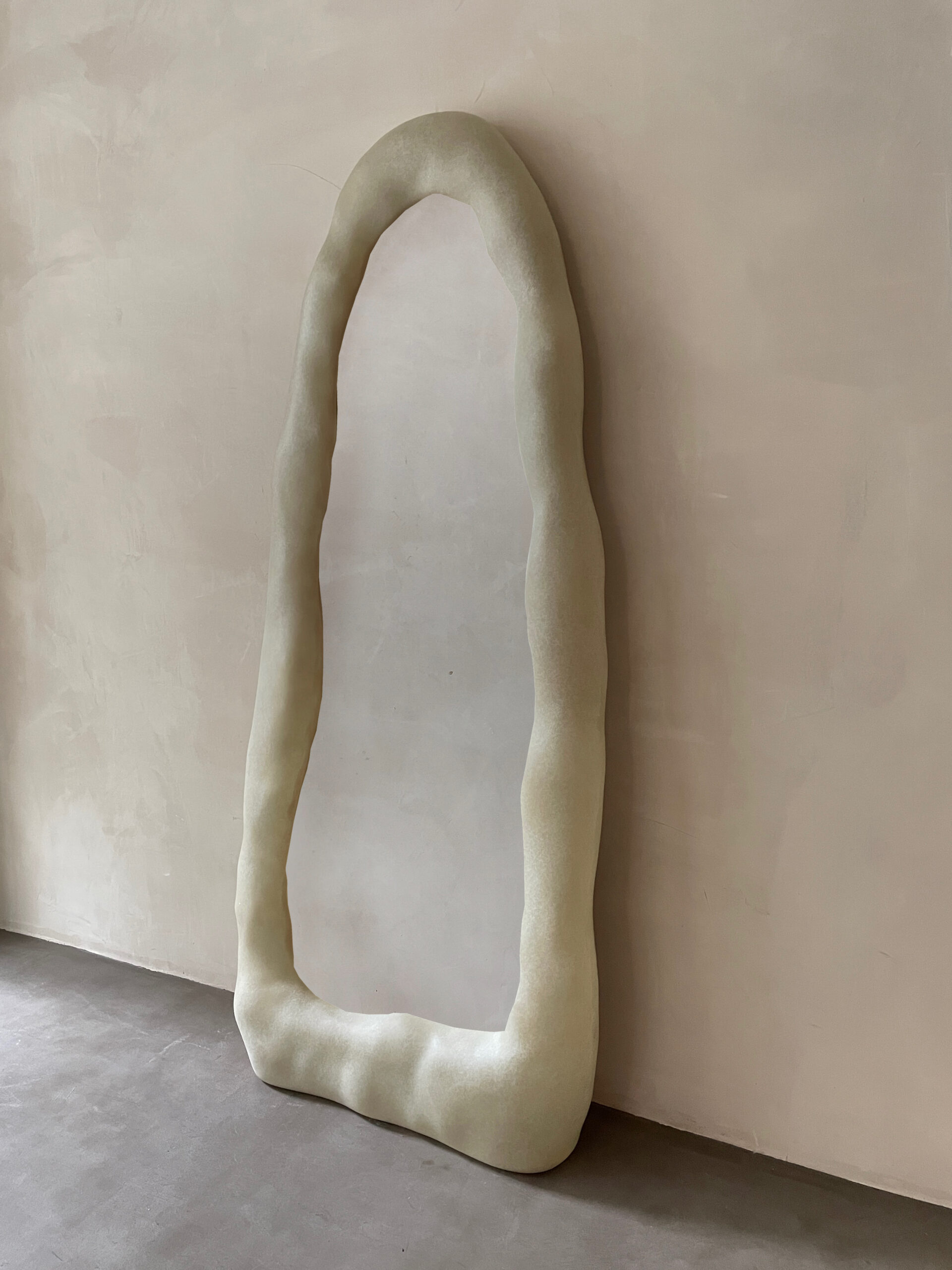 Knead Mirror by kar 3