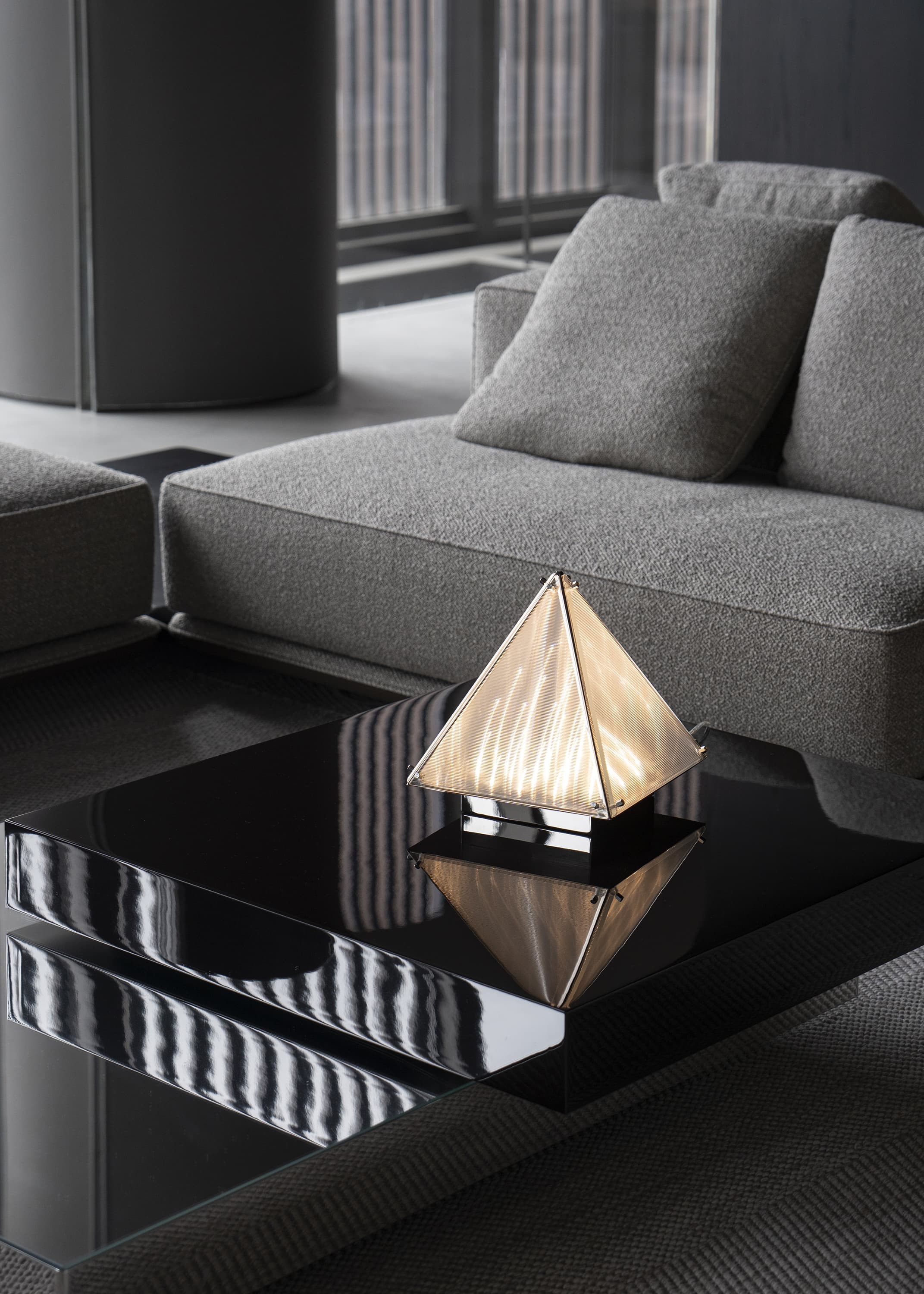 Fragment 04 Table Lamp by Sing Chan 3