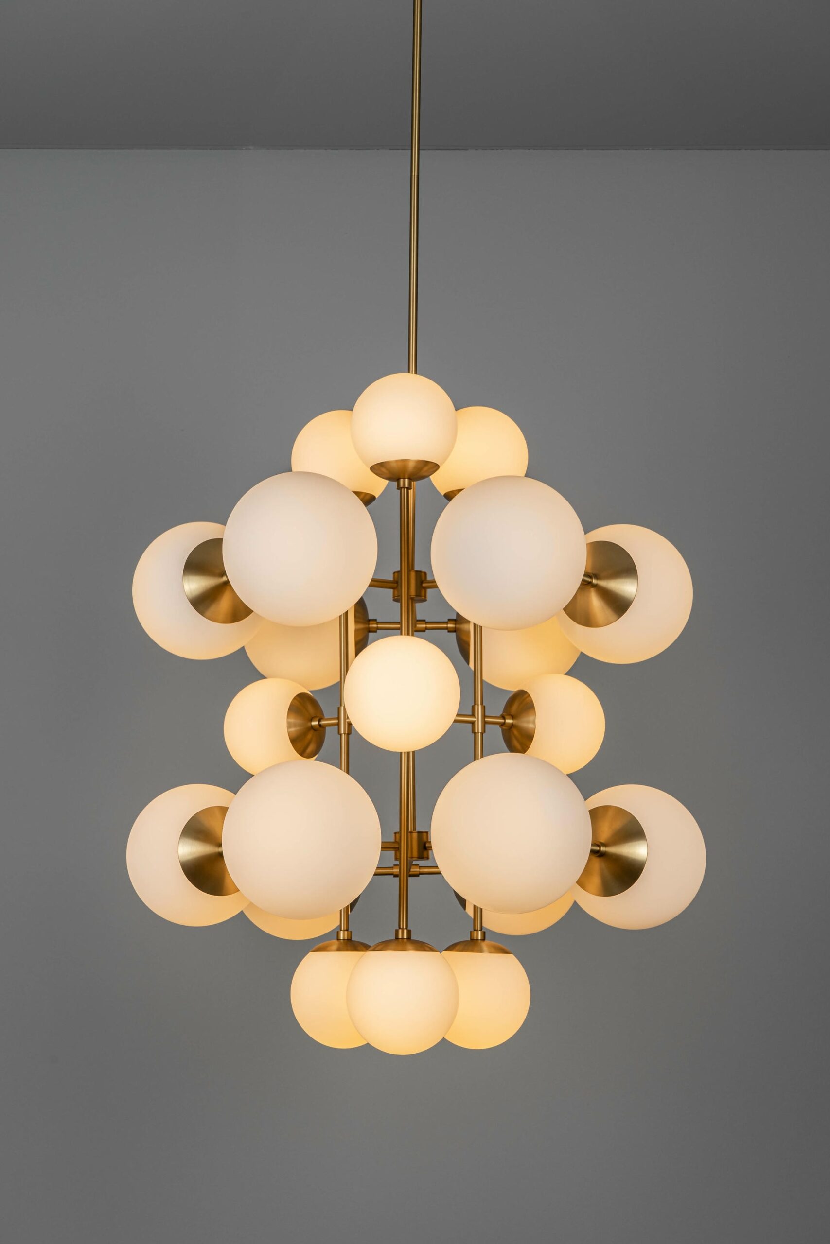 Glow Chandelier by Schwung 9