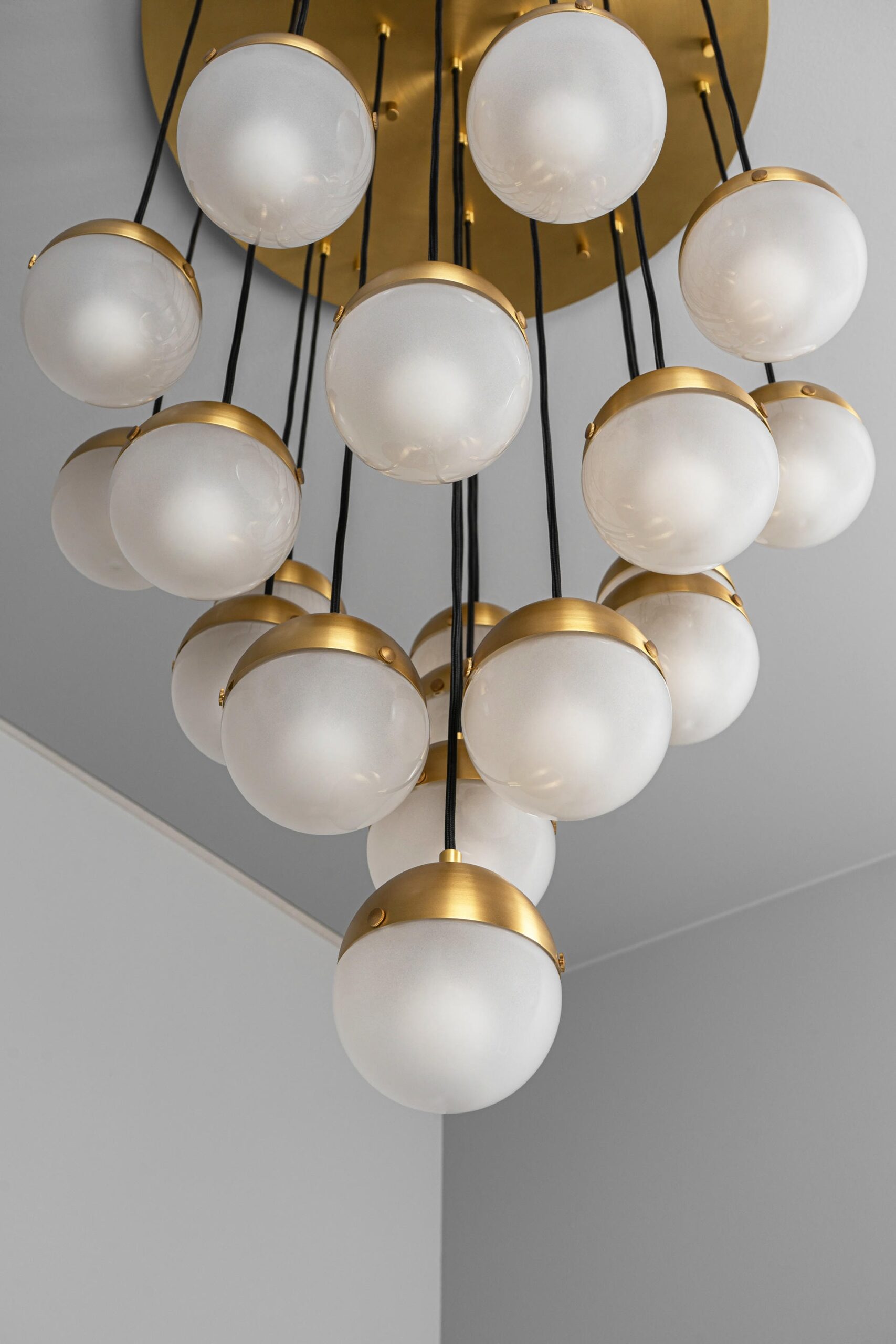 Molecule Cluster 19 Chandelier by Schwung 5