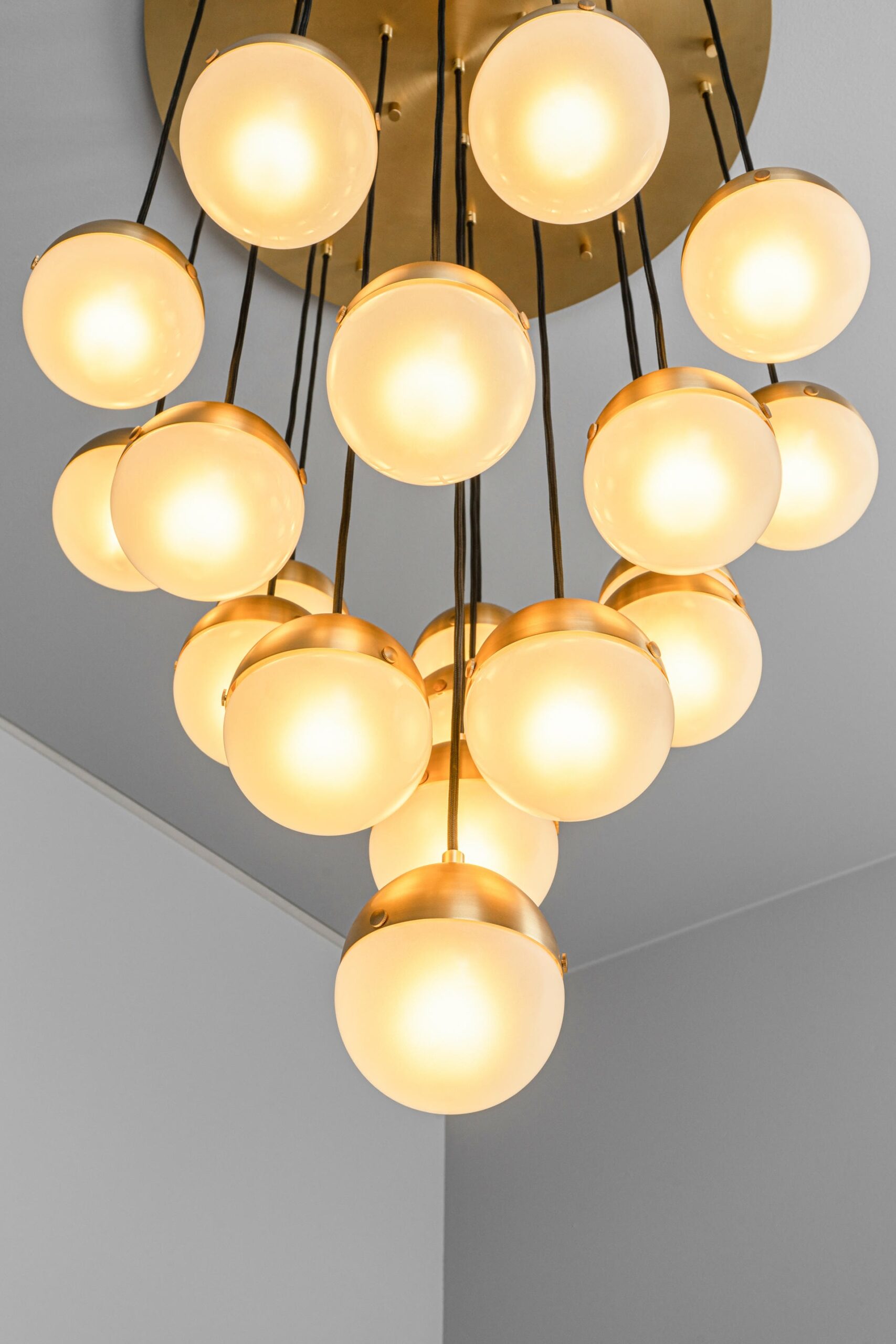 Molecule Cluster 19 Chandelier by Schwung 6