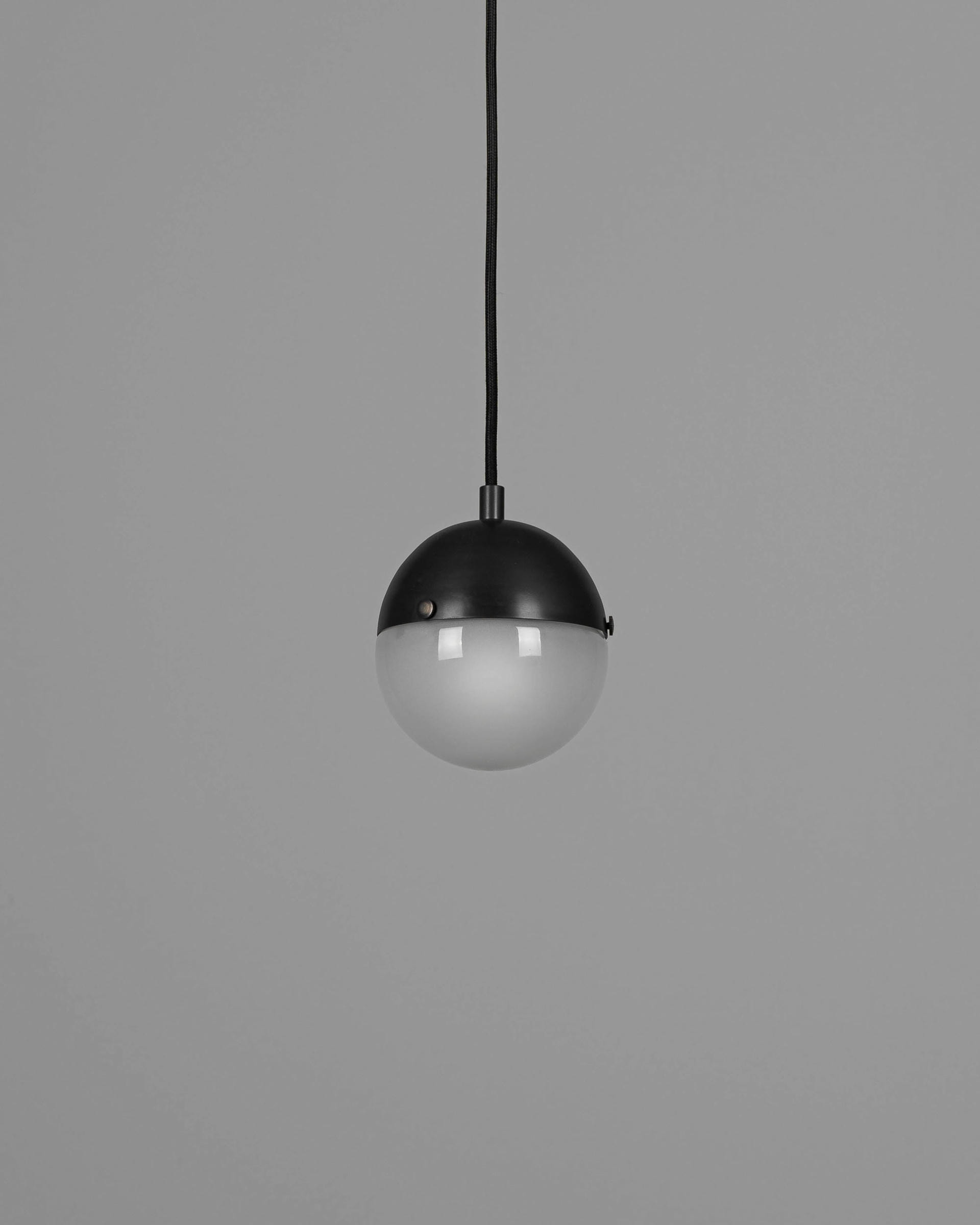 Molecule Single Pendant by Schwung 6