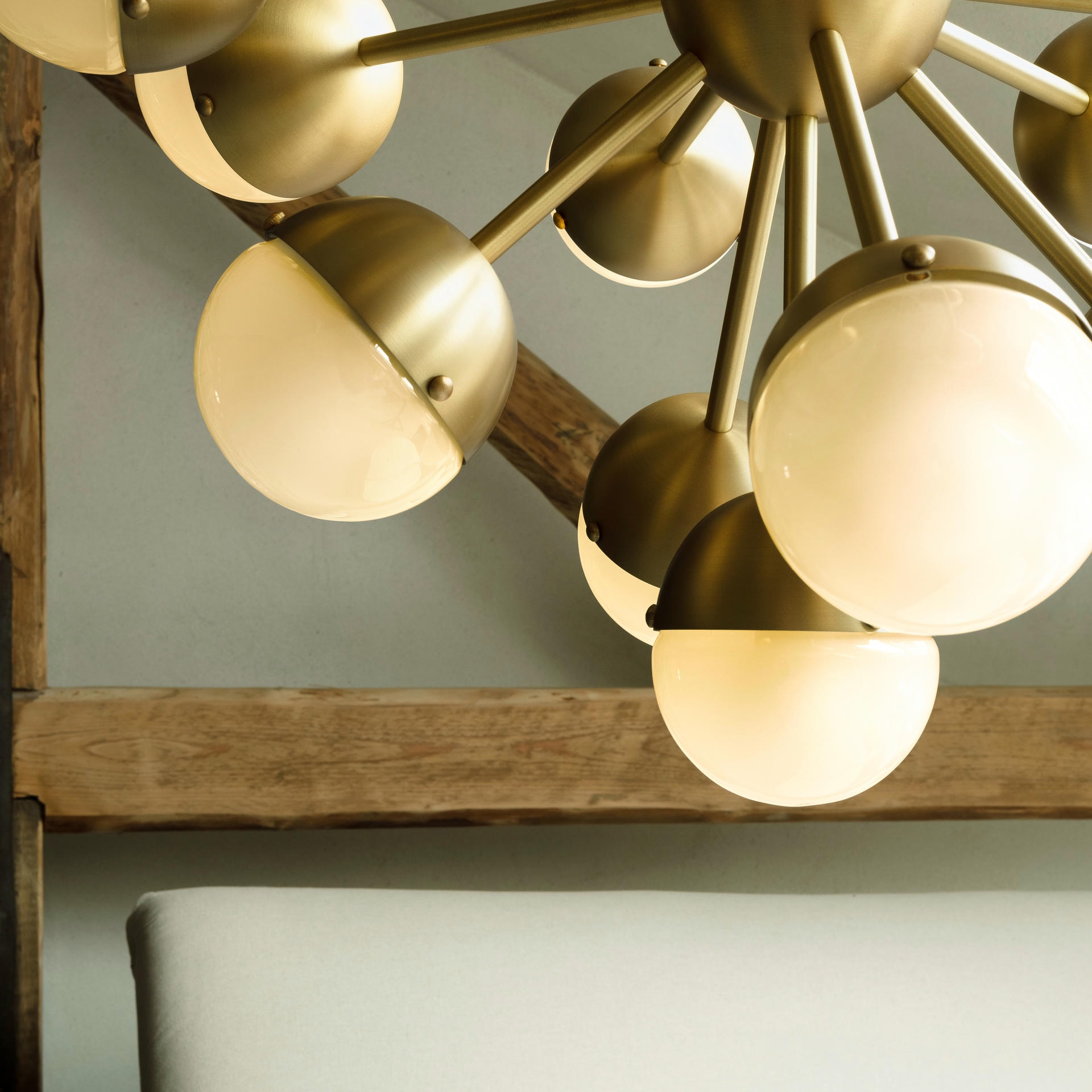 Molecule Spark Oval 17 Chandelier by Schwung 5