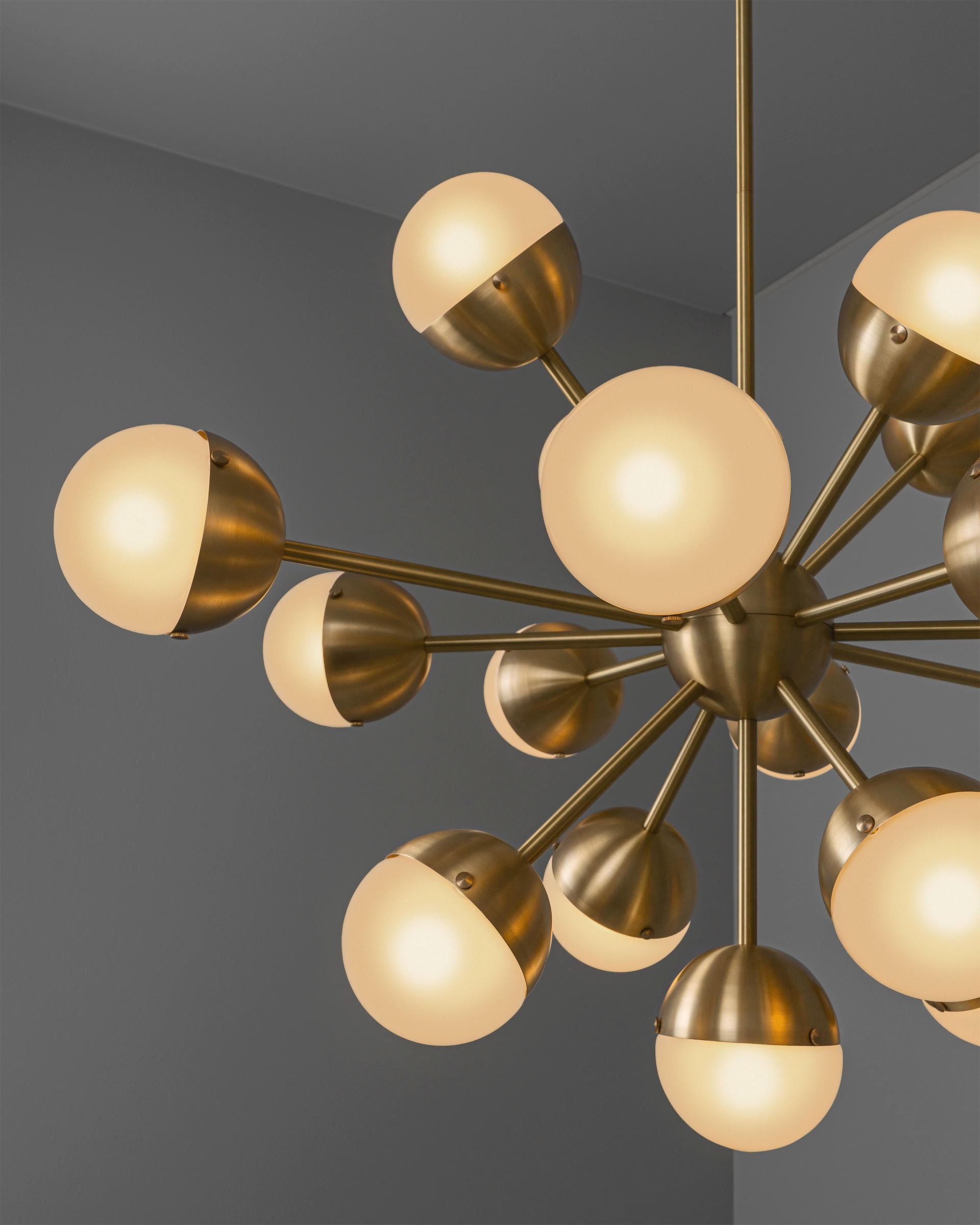 Molecule Spark Oval 17 Chandelier by Schwung 8