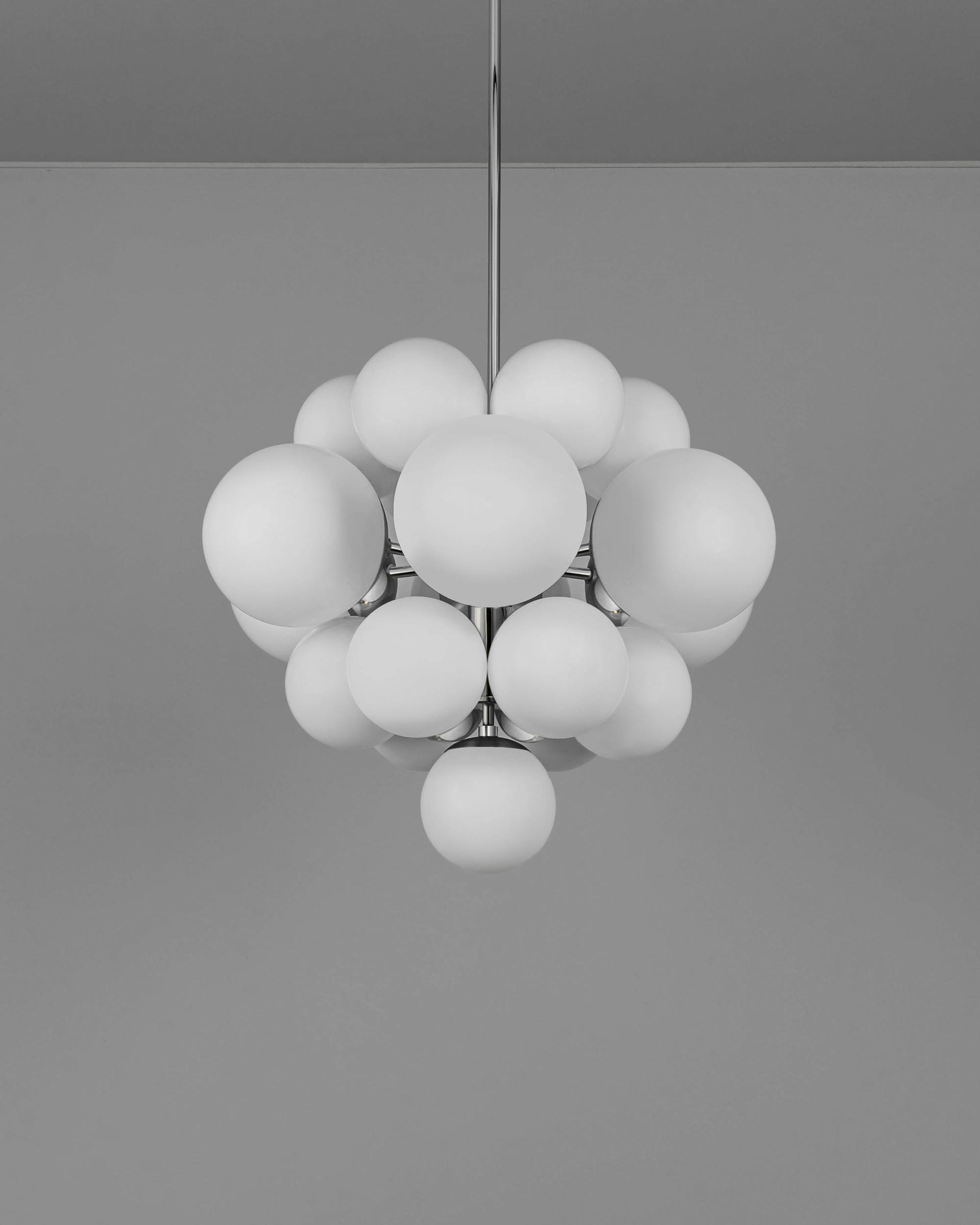 Nova Chandelier by Schwung 10