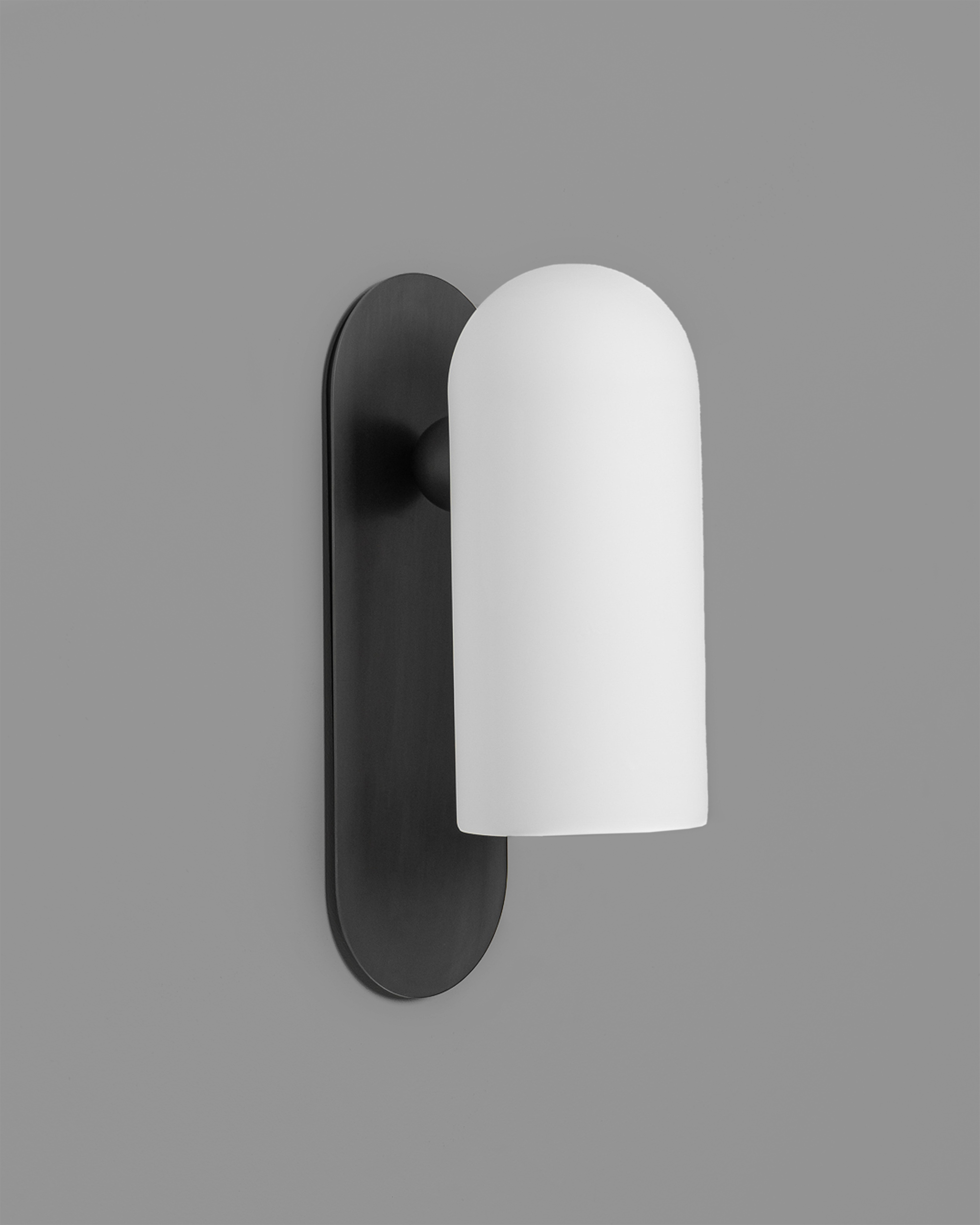 Odyssey MD Wall Sconce by Schwung 2