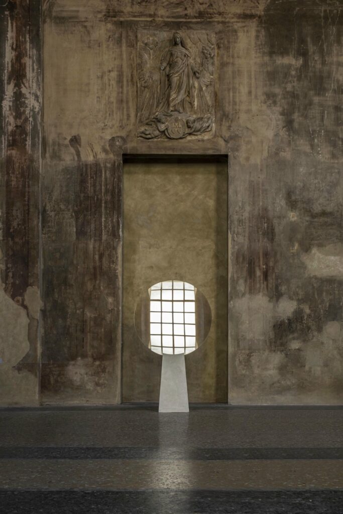 boldizar senteski void floor mirror galerie philia