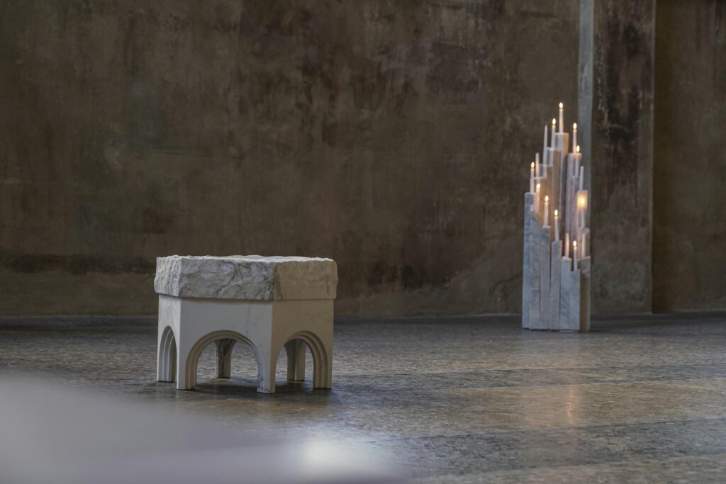 galerie philia desacralized milan 04
