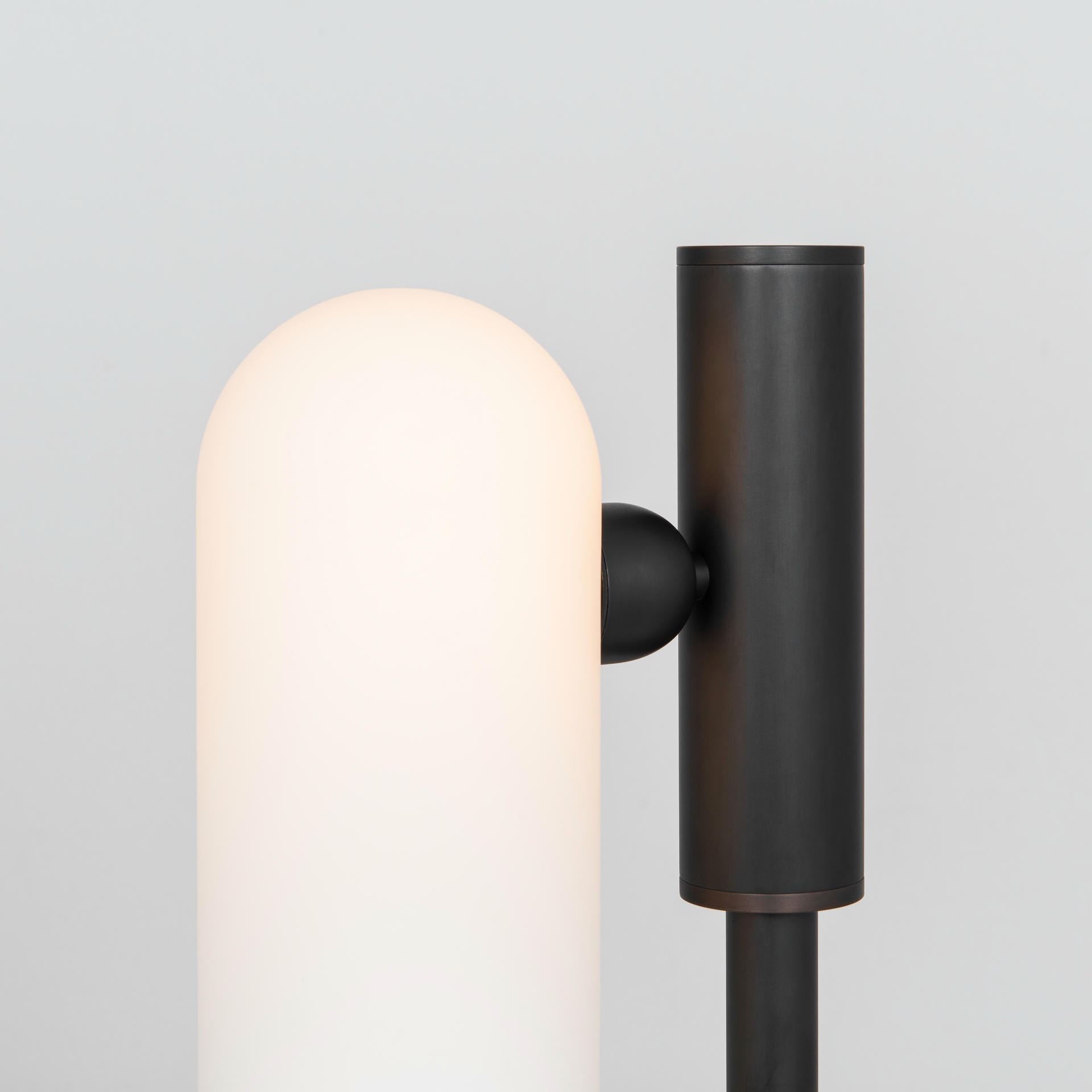 Odyssey 1 Black Table Lamp by Schwung 3