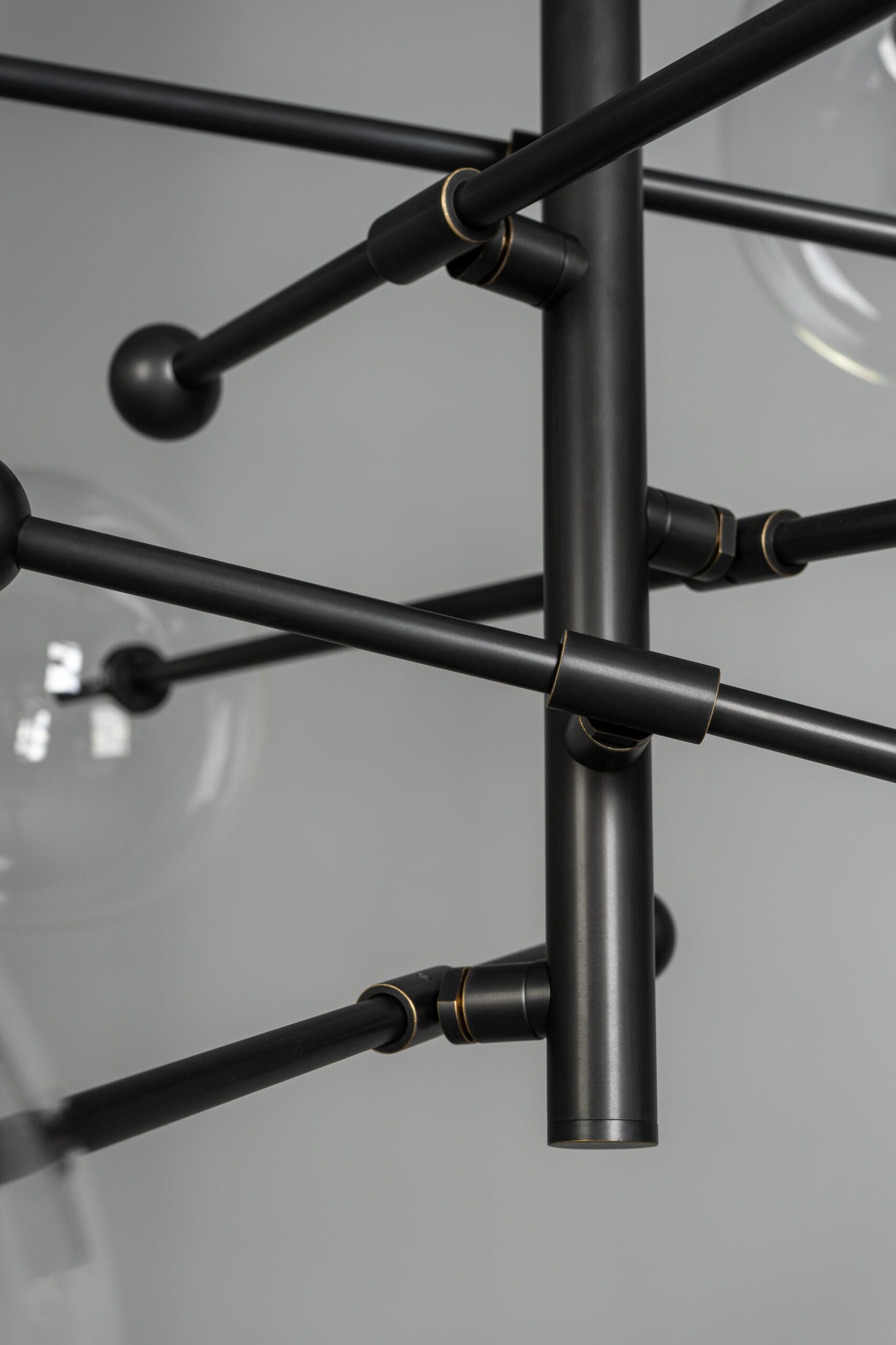 RD15 6 Arms Black Gunmetal Chandelier by Schwung 5
