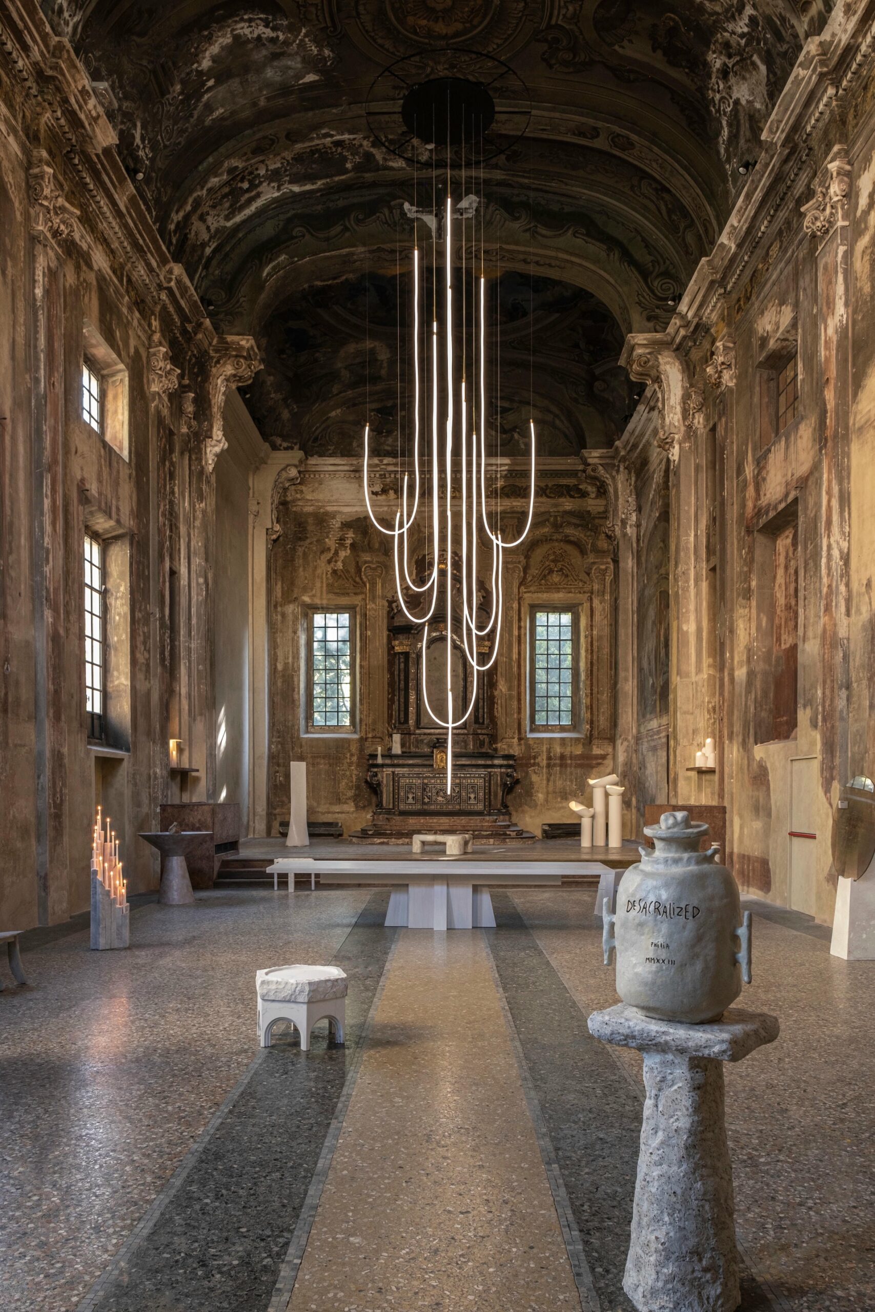 Unique Cascade Satin Brass Contemporary Light Pendant by Morghen Studio 3