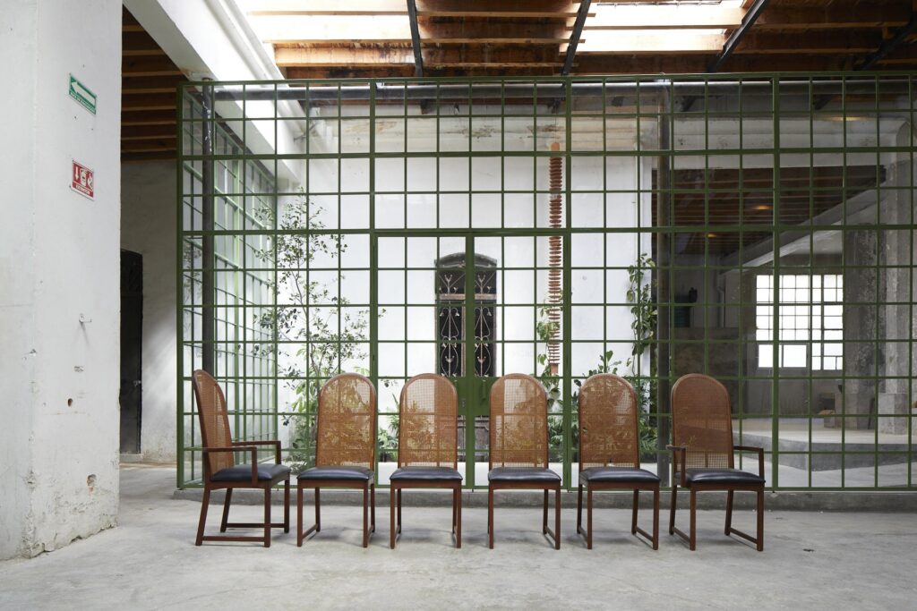 Decada Showroom 3
