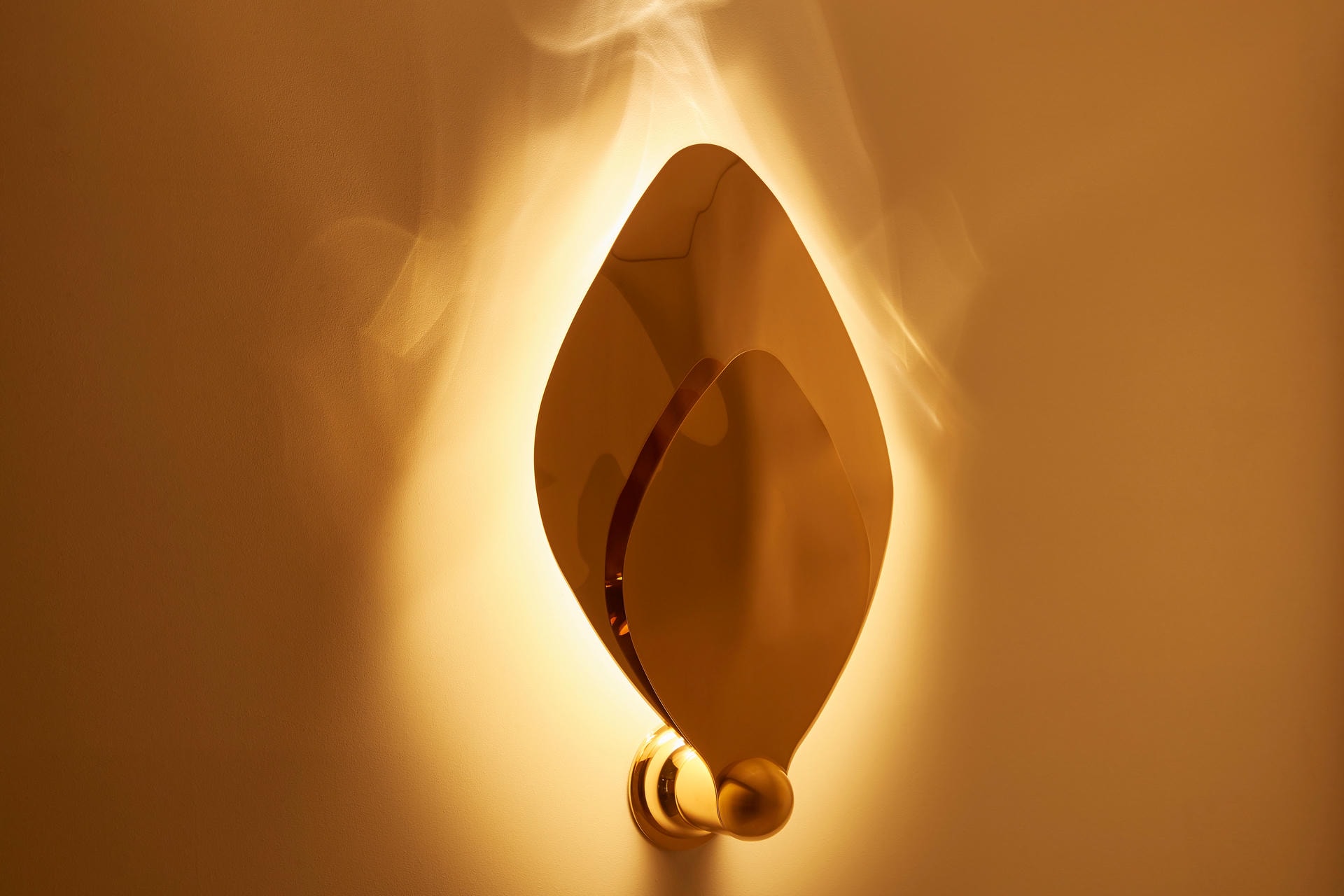Flame Wall Lamp by Jennifer Midoz 3