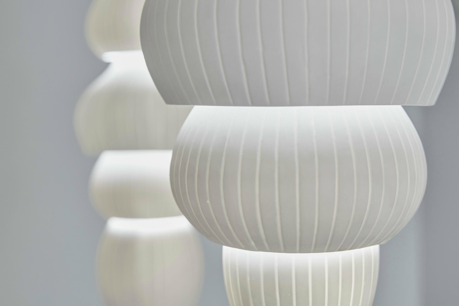Glaieul Small Pendant Light by Jennifer Midoz 5