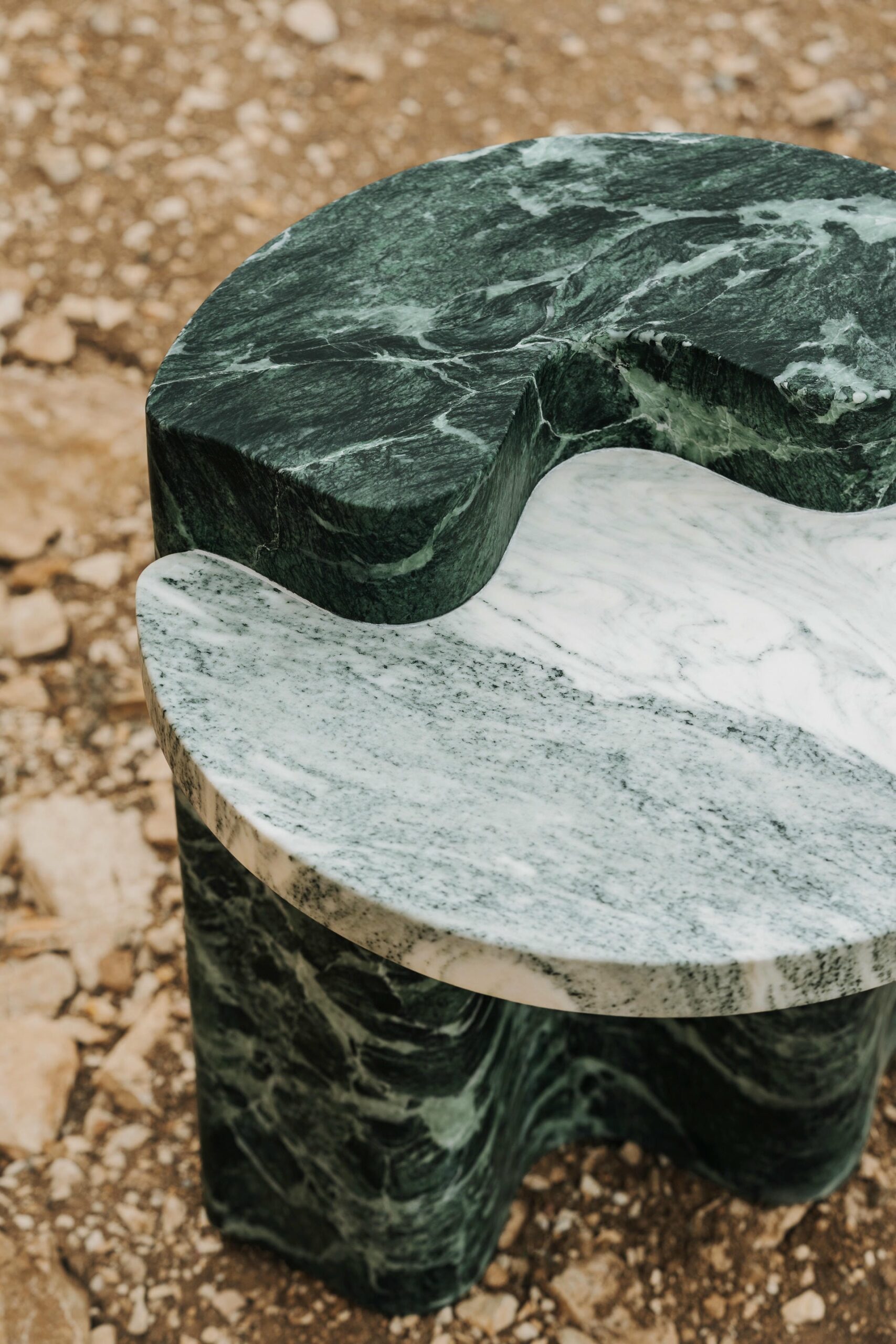 Lavanche Side Table by Serafini 5