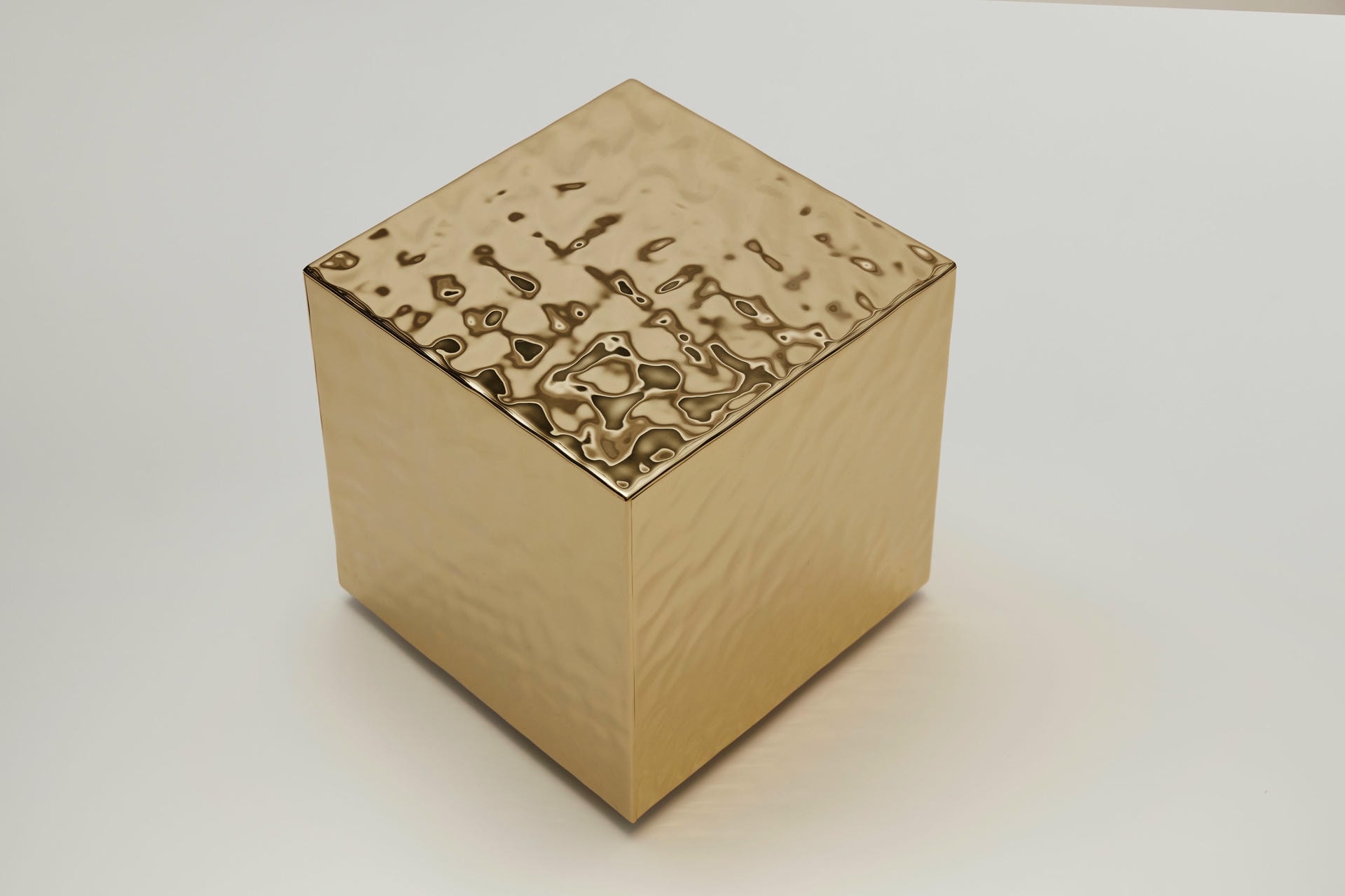 Liquide Side Table by Jennifer Midoz 12
