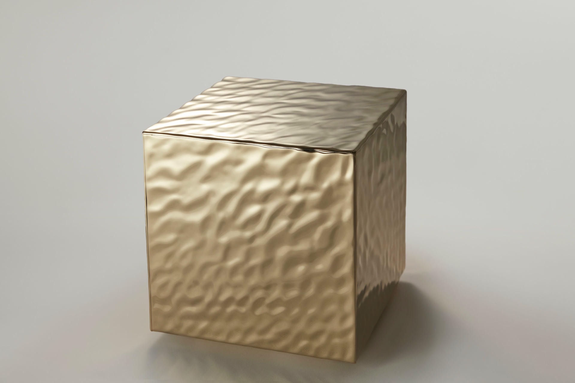 Liquide Side Table by Jennifer Midoz 6