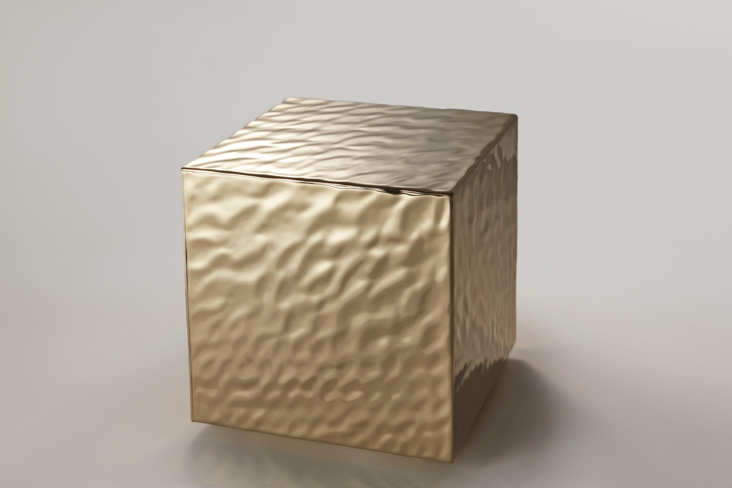 Liquide Side Table by Jennifer Midoz 6