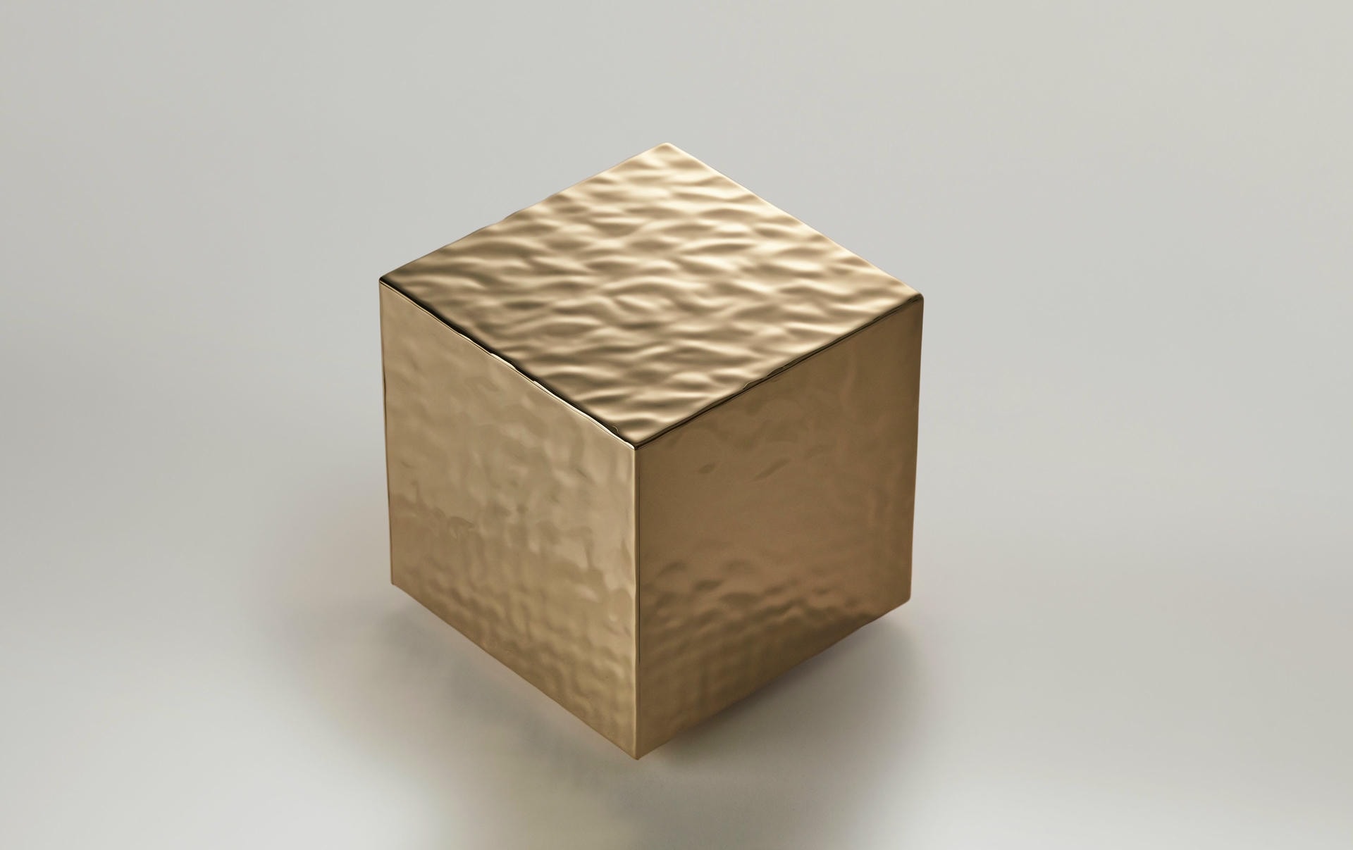 Liquide Side Table by Jennifer Midoz 7