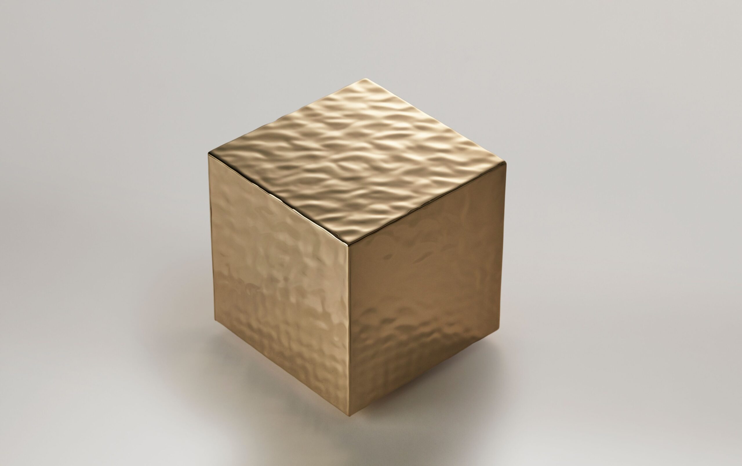 Liquide Side Table by Jennifer Midoz 7