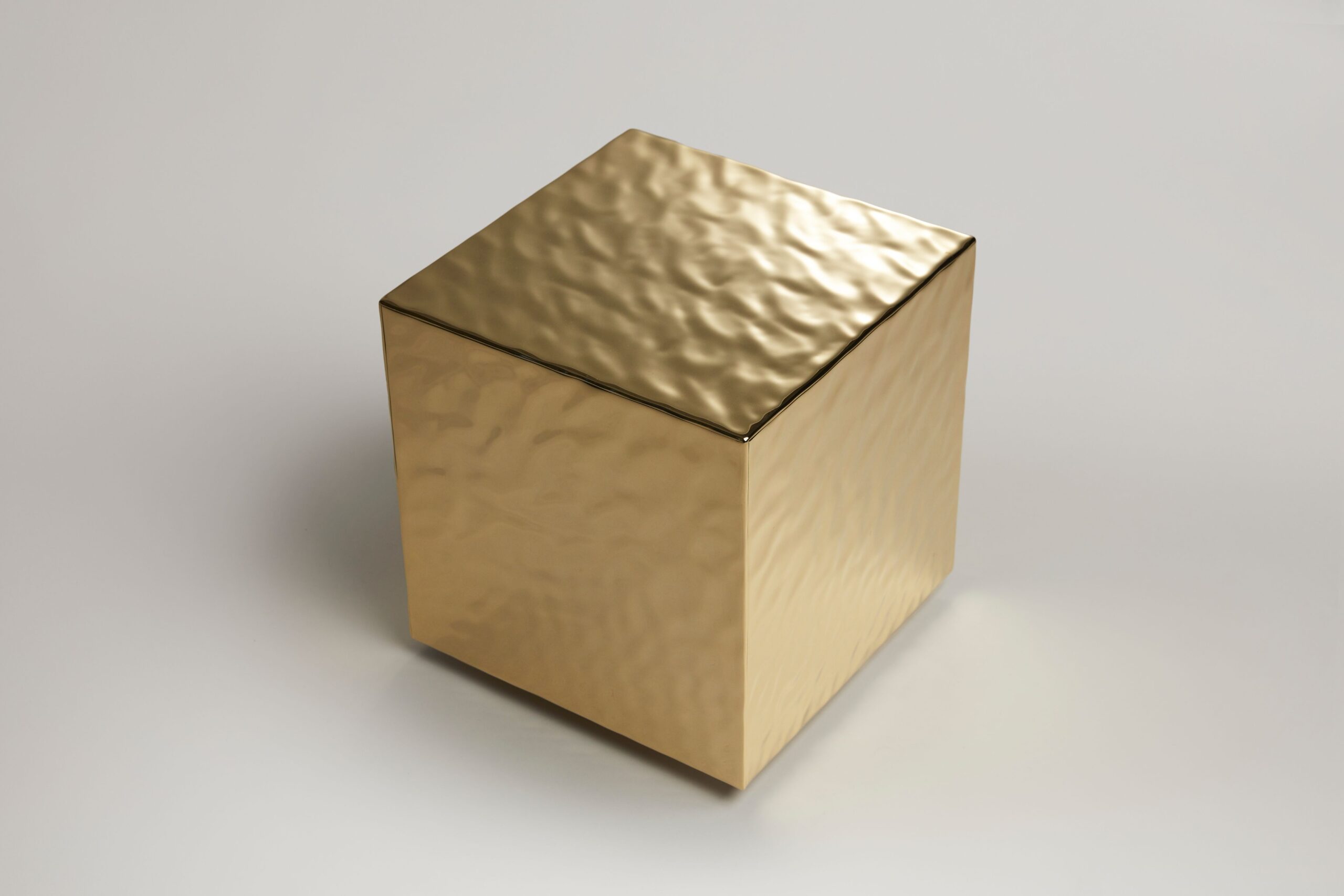 Liquide Side Table by Jennifer Midoz 8
