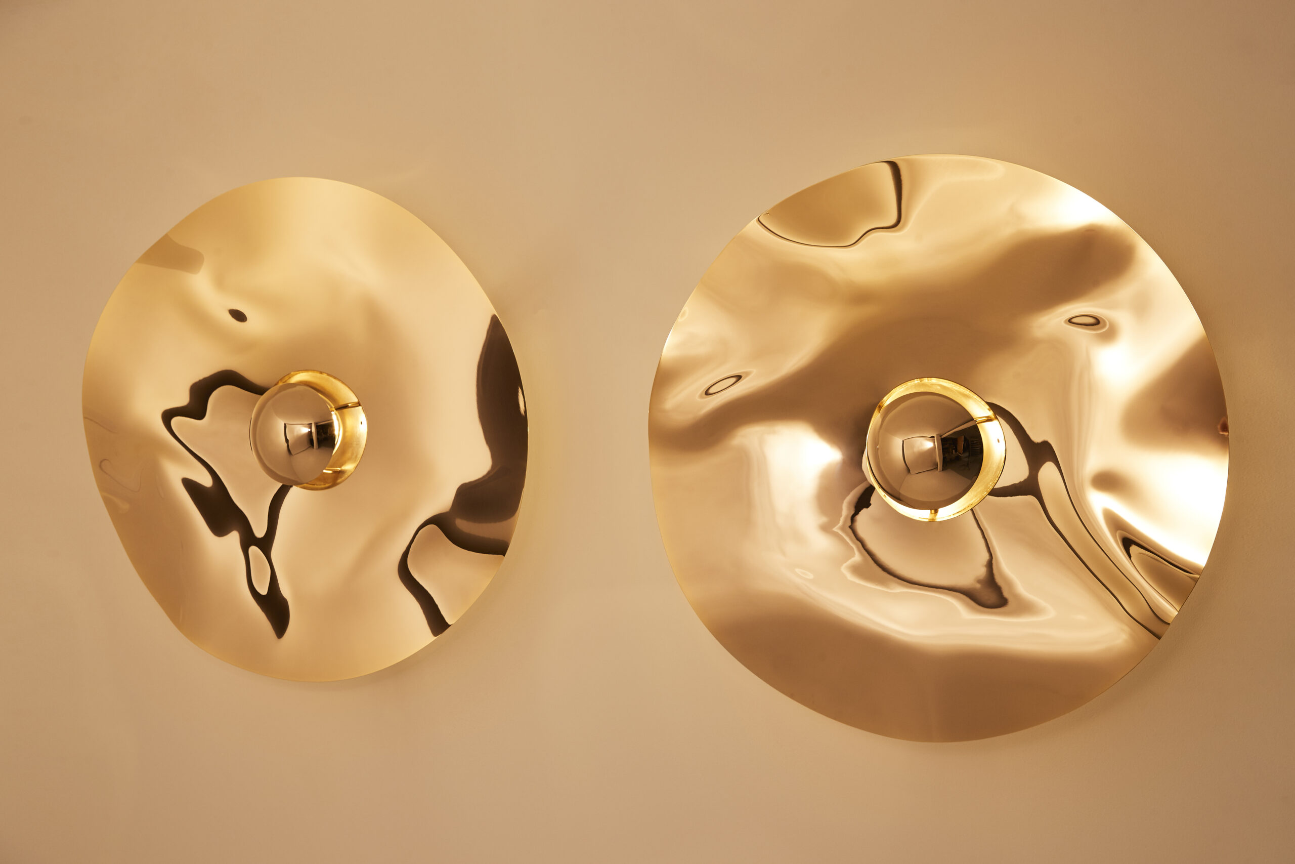 Mercure Wall Lamp by Jennifer Midoz 4
