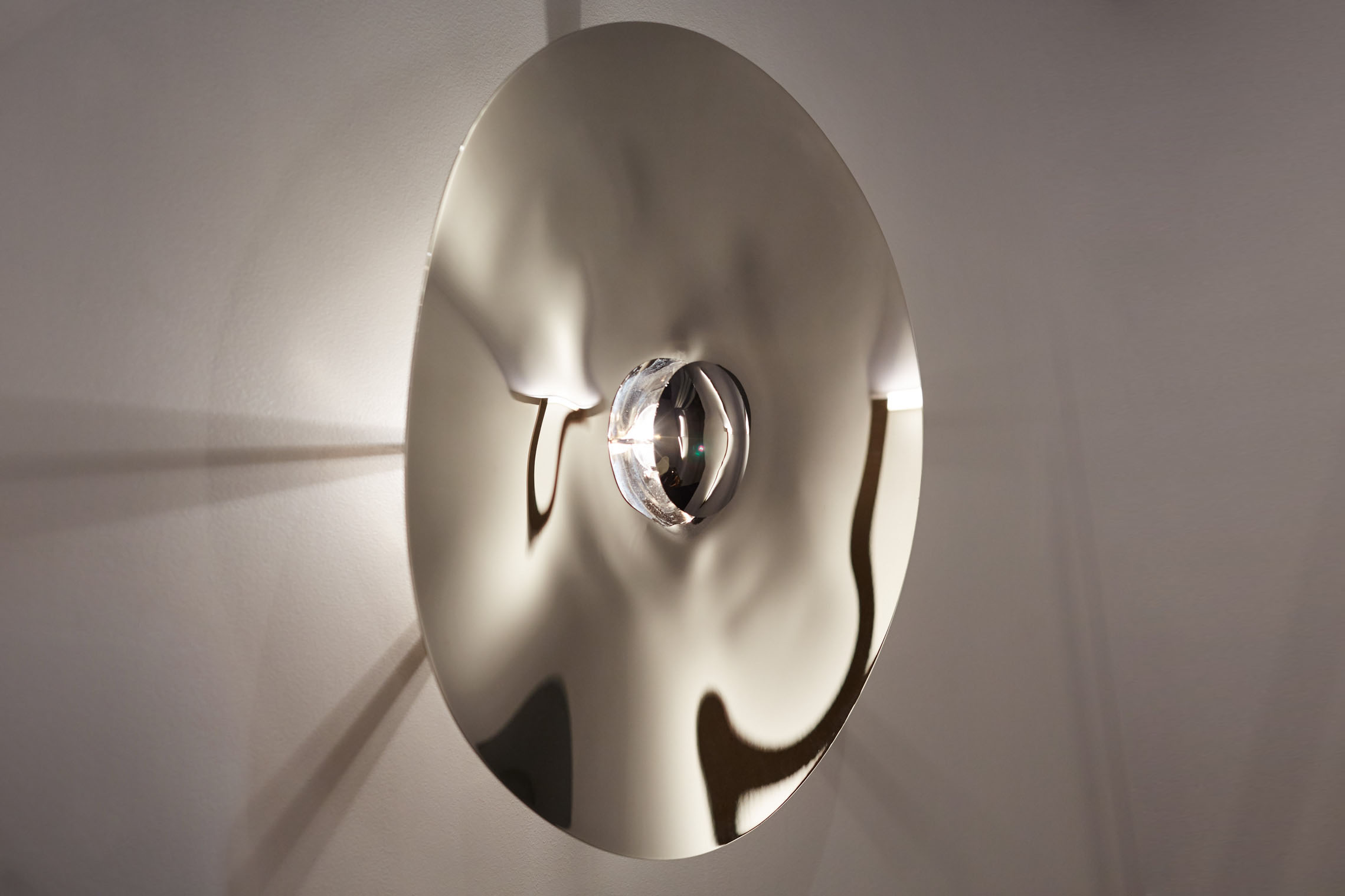 Mercure Wall Lamp by Jennifer Midoz 9