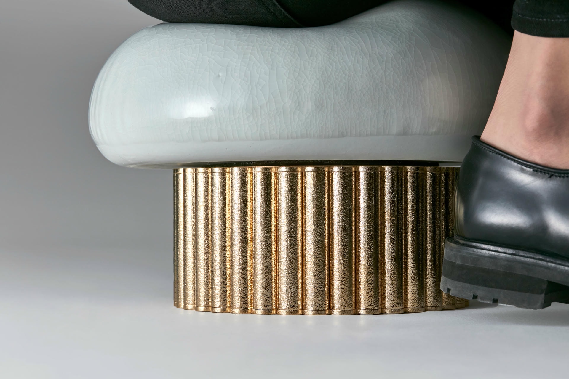 Round Merveilleux 01 Stool by Jennifer Midoz 5