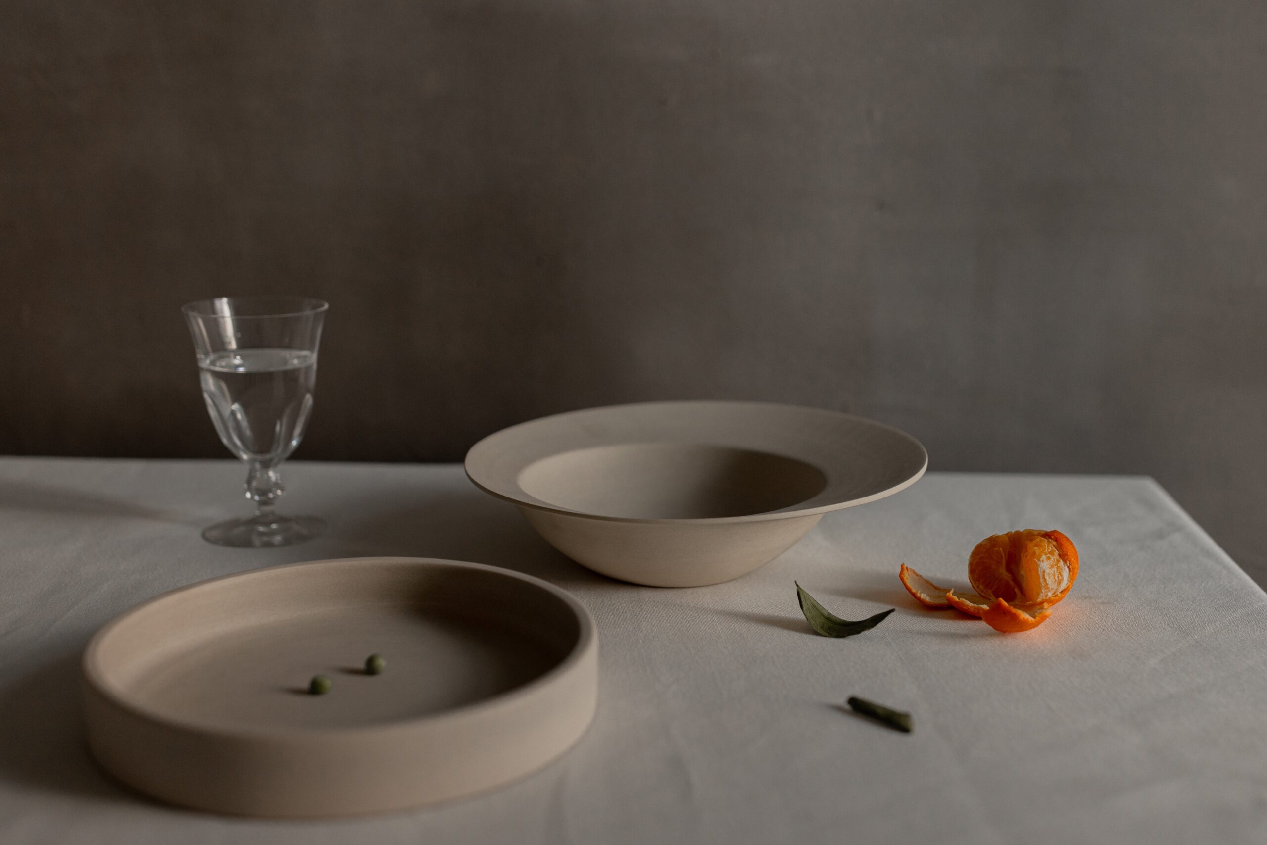 Set of 24 Euclid Tableware Pieces by Eter Design 15