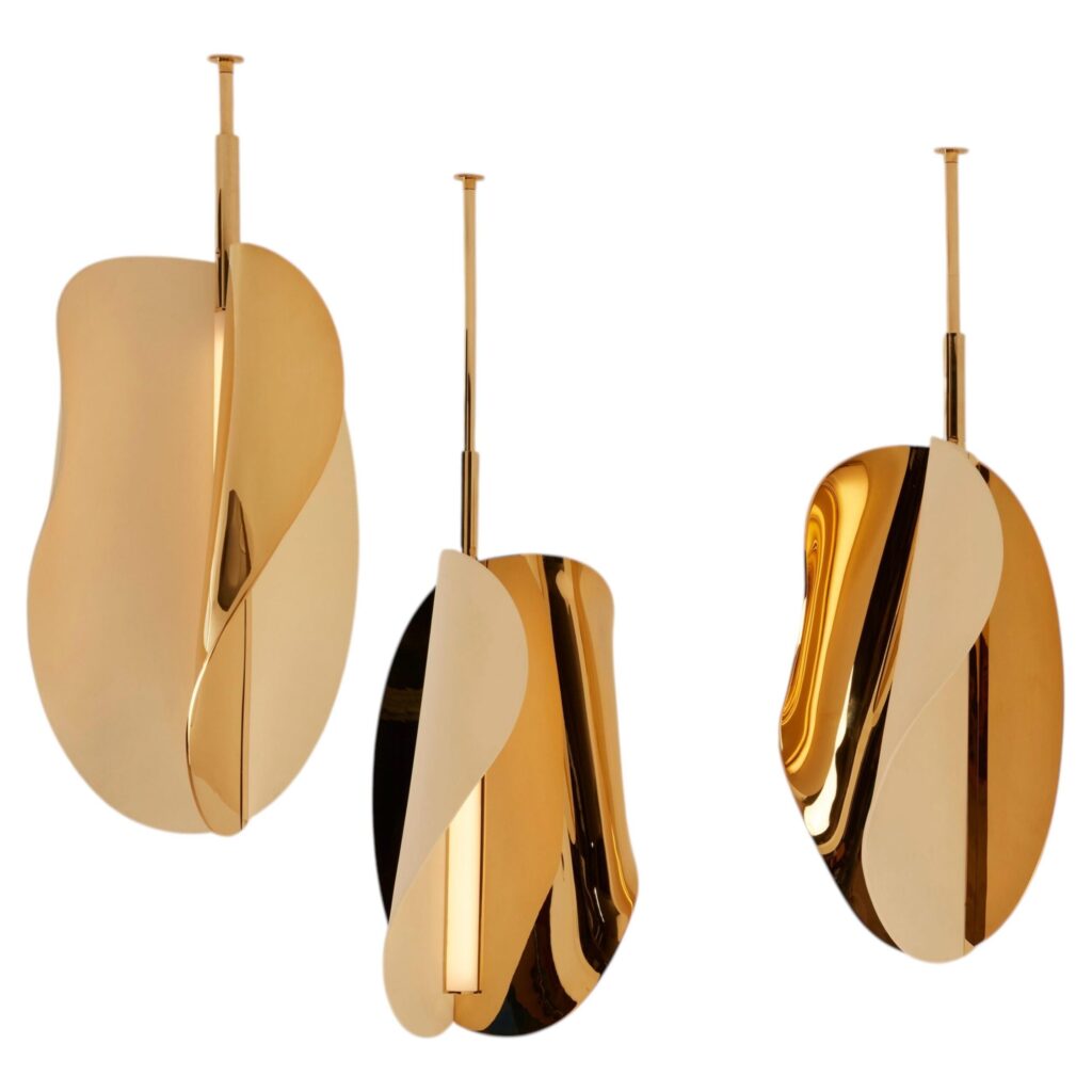 Set of 3 Corolle Pendant Light by Jennifer Midoz 1