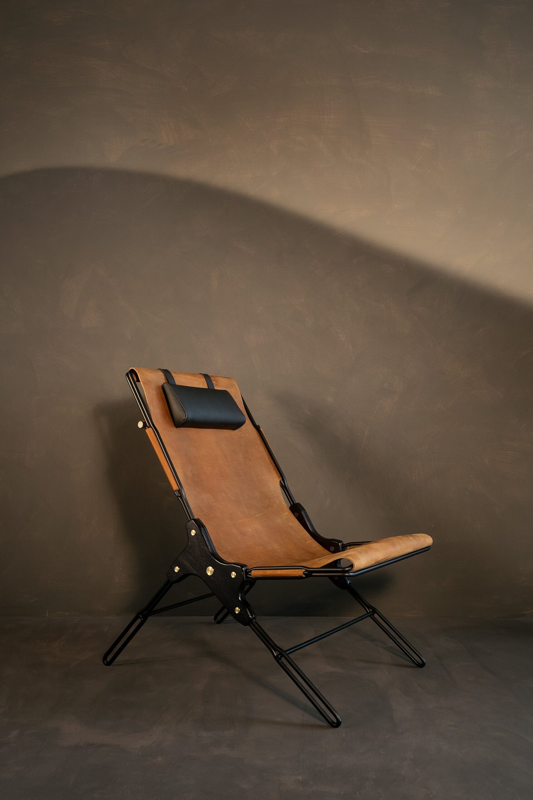 Avellana Lounge Chair by Estudio Andean 2