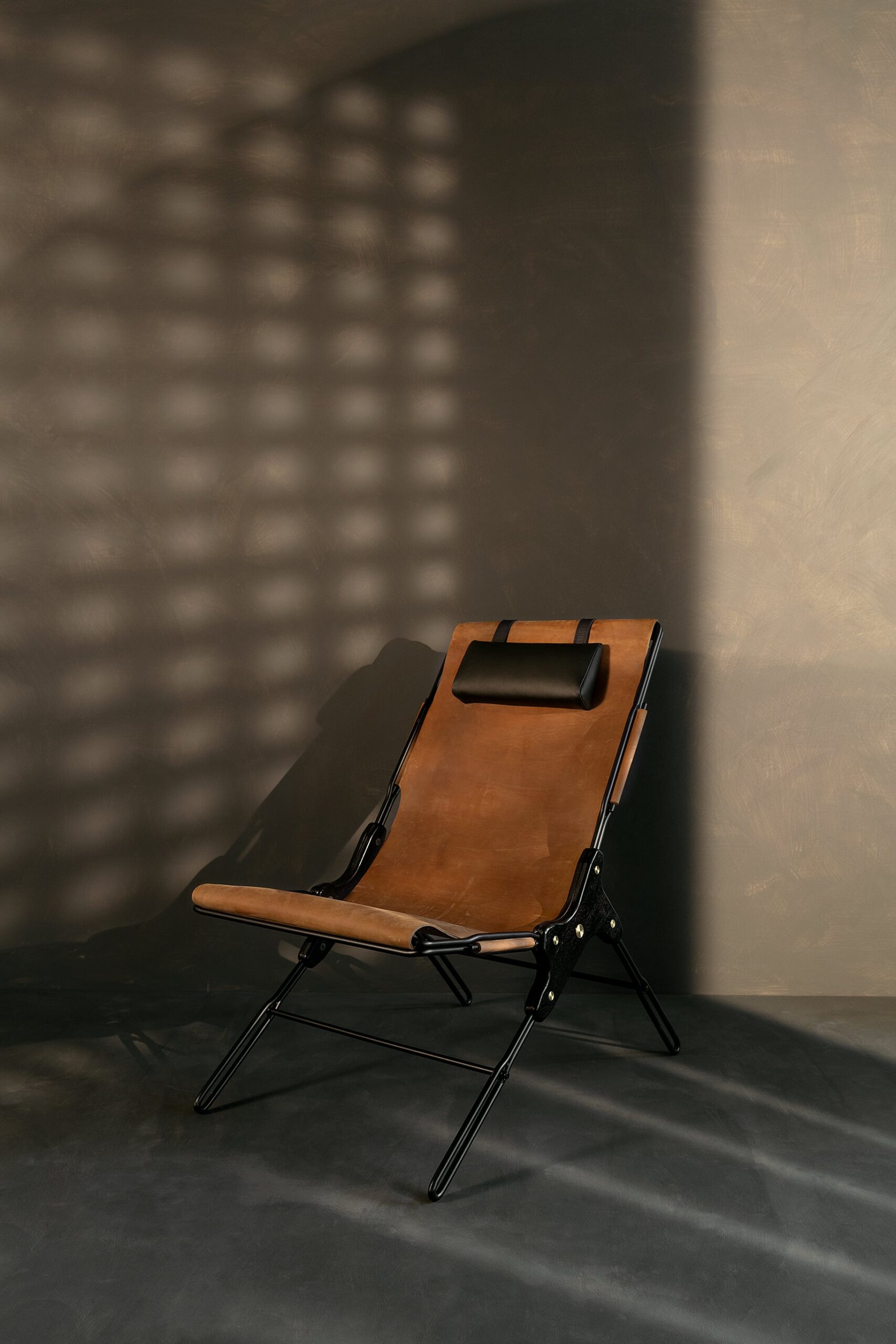 Avellana Lounge Chair by Estudio Andean 5