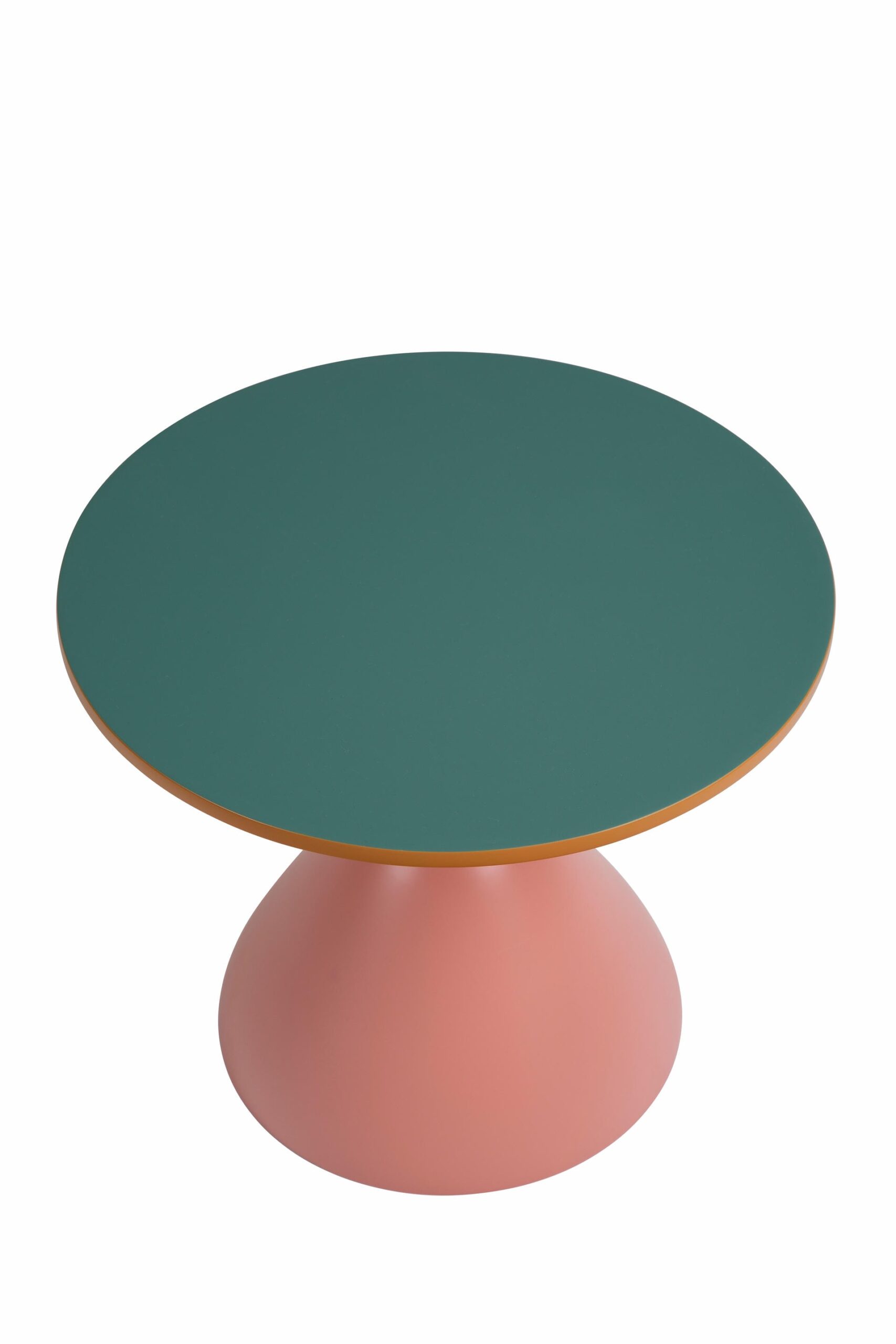 Boneca Side Table by Gabriela Campos 9
