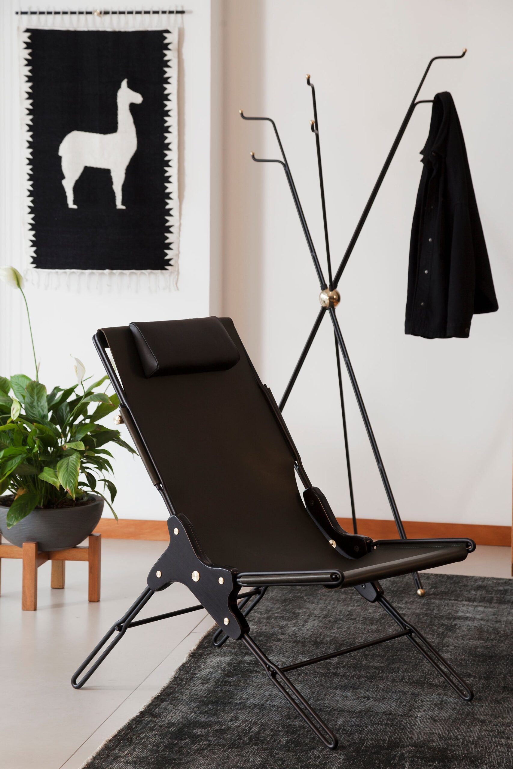 Brown Lounge Chair by Estudio Andean 12