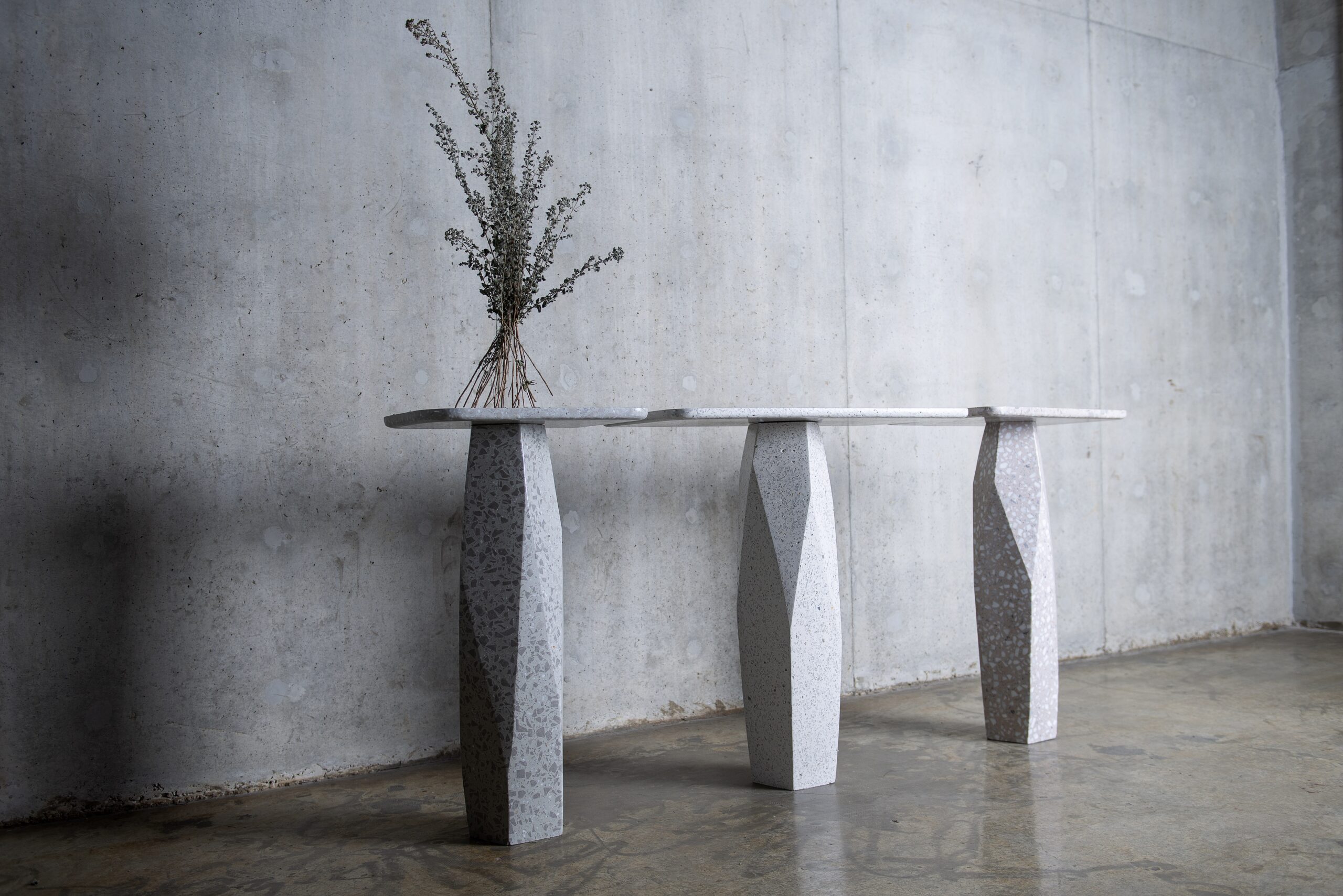 Monolithes, Consoles by Marc Dibeh 3