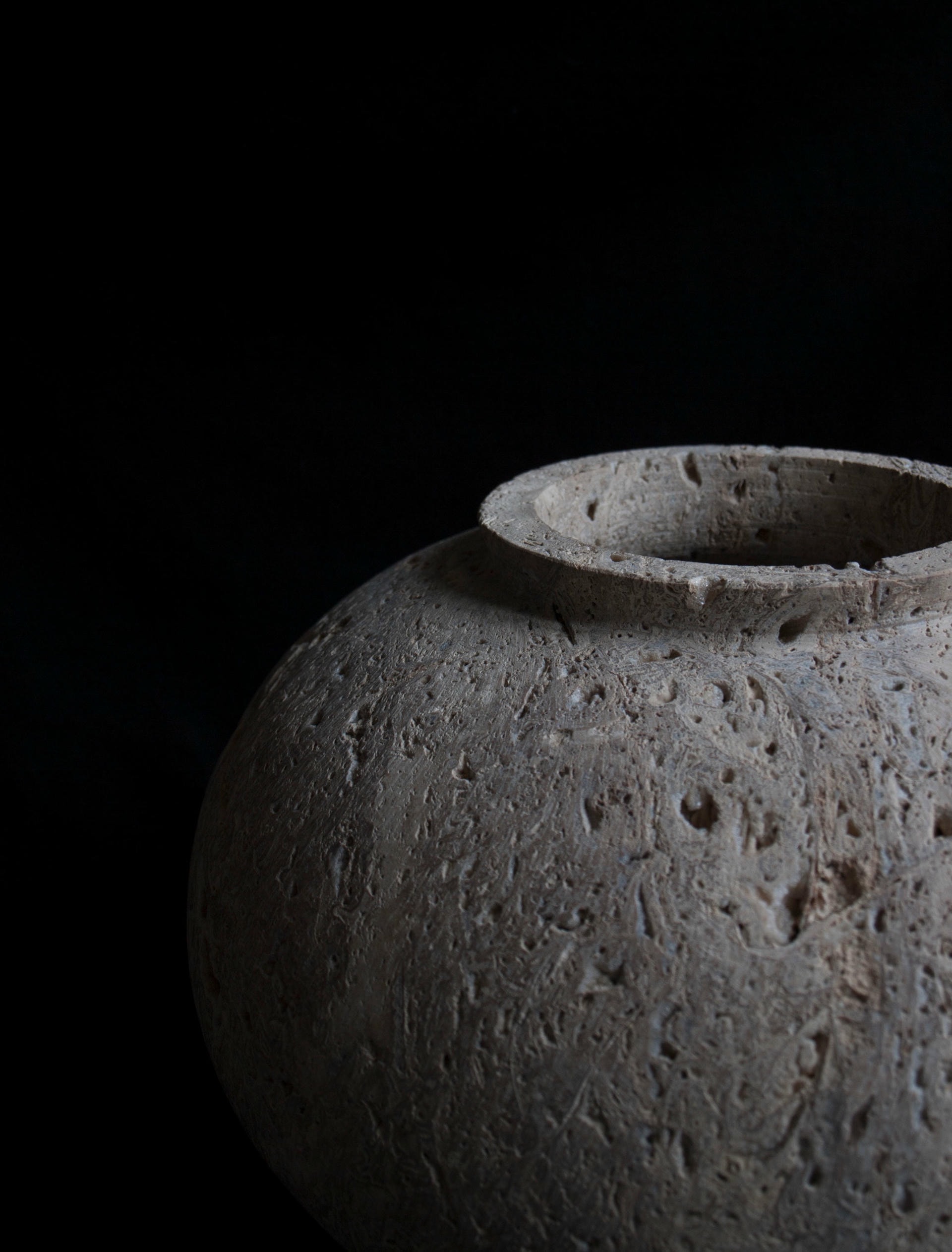Natural Stone Moon Jar by Bicci De Medici 3.CsOCqqgl