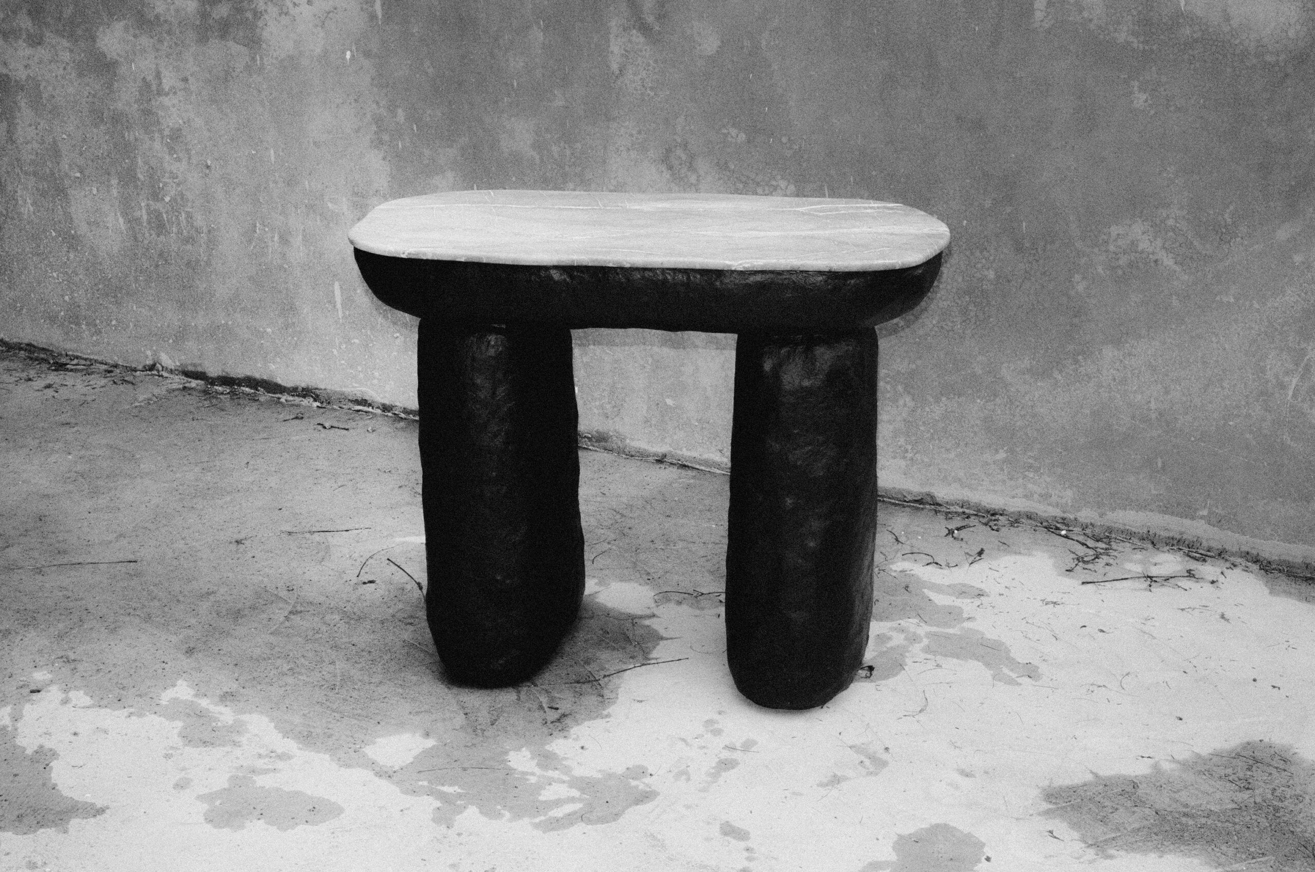 Primitivo Fantastico Dolmen Table by Algo Studio 10