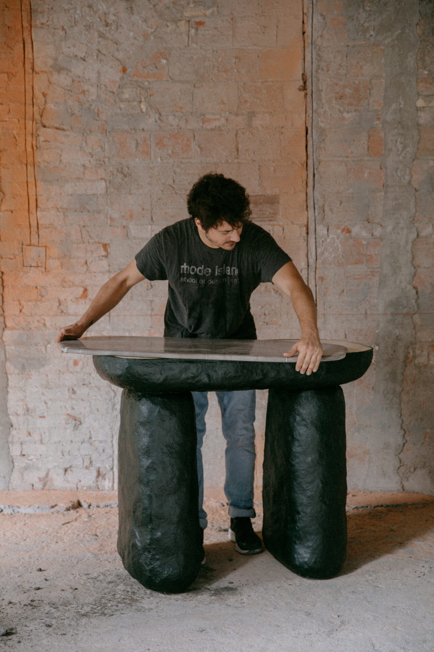 Primitivo Fantastico Dolmen Table by Algo Studio 4