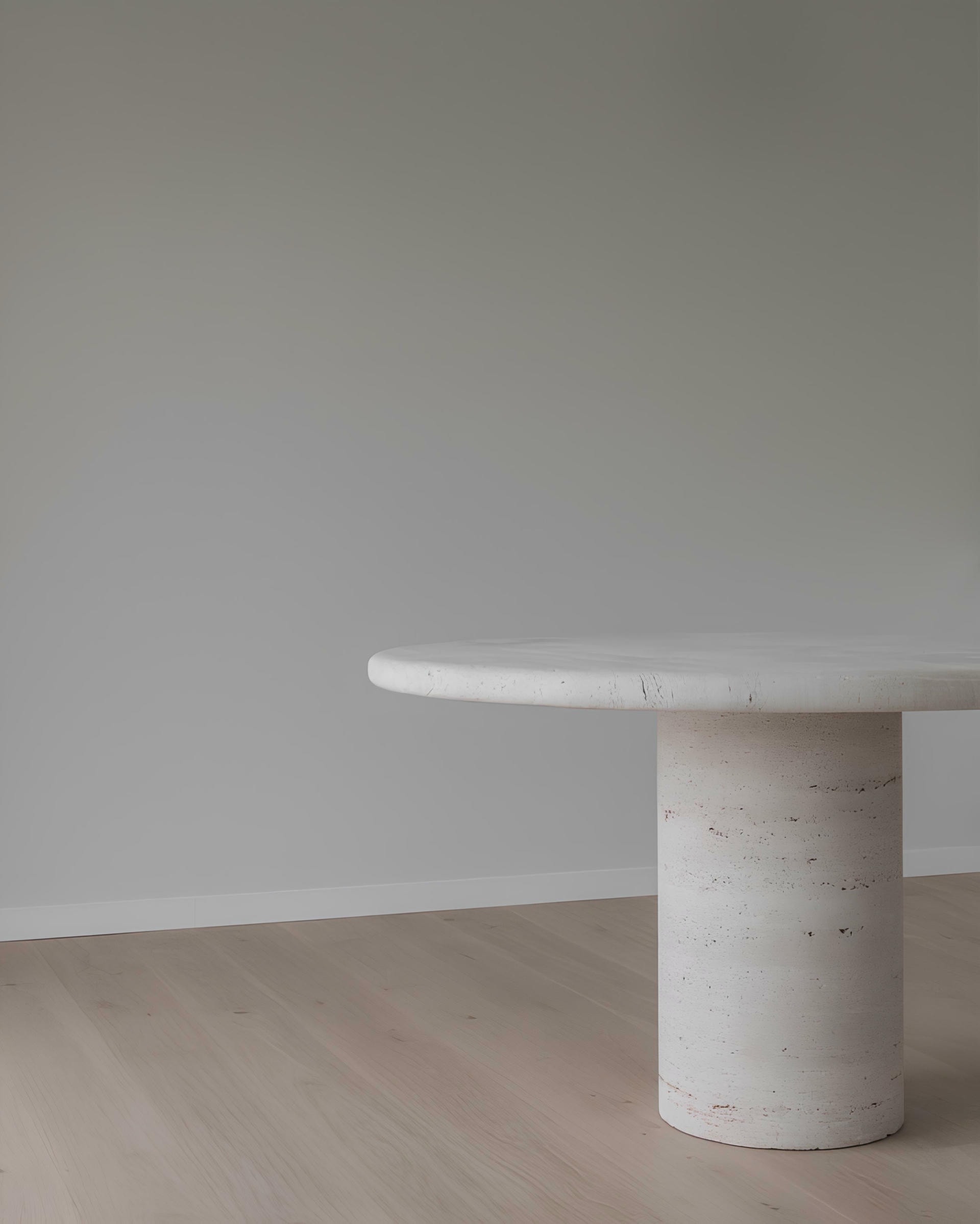 Travertino Large Table Ronde by Bicci De Medici 5