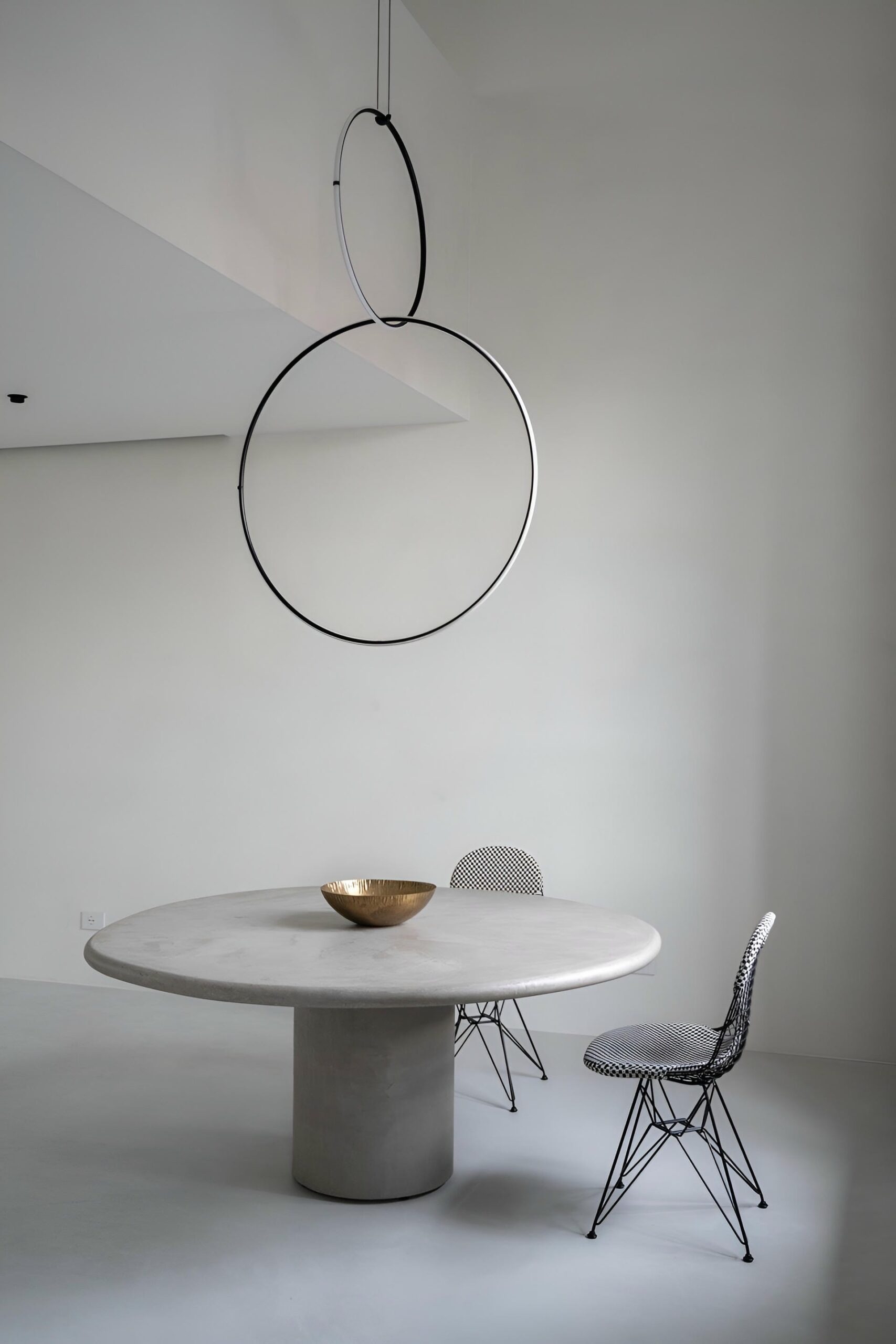 Travertino Small Table Ronde by Bicci De Medici 7